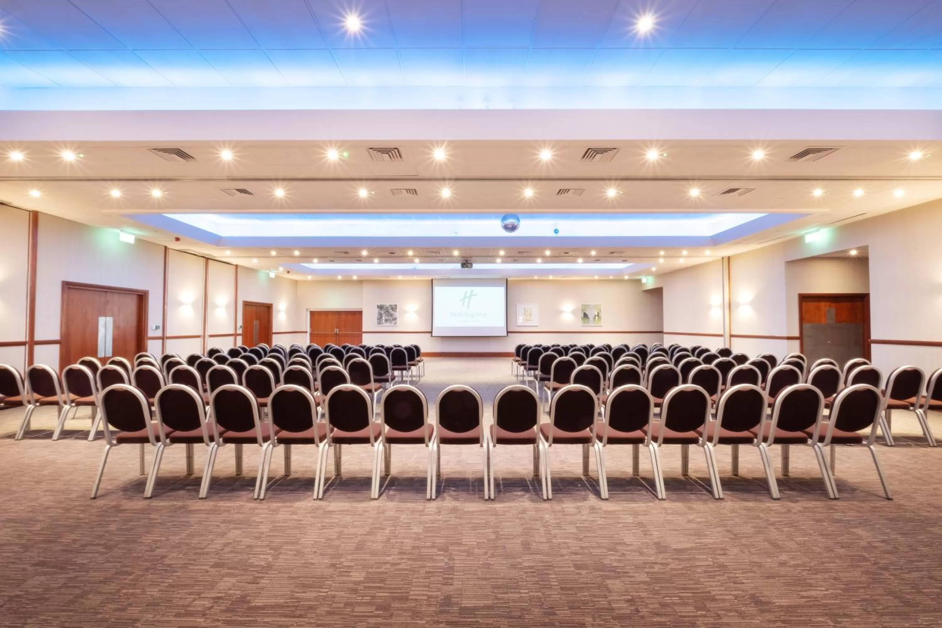 Business facilities in Holiday Inn Leicester City by IHG