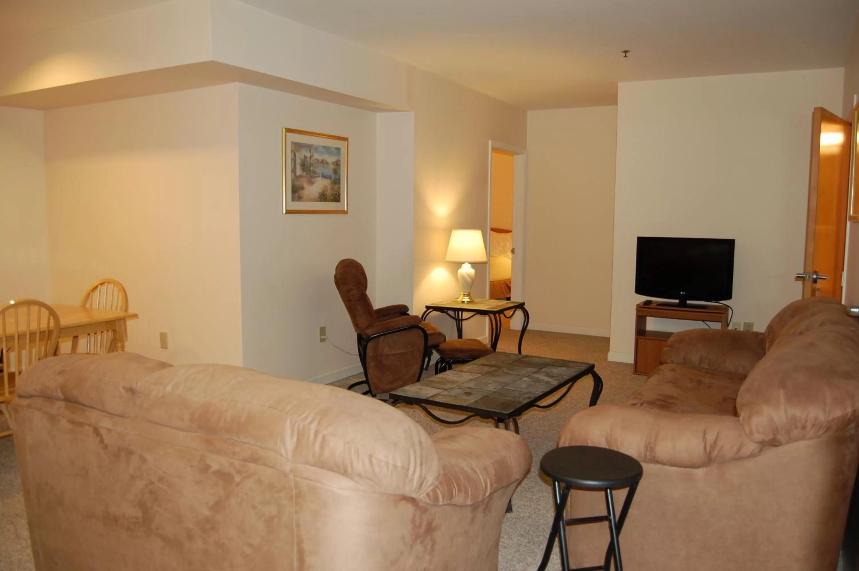Living room in Microtel Inn & Suites by Wyndham Plattsburgh