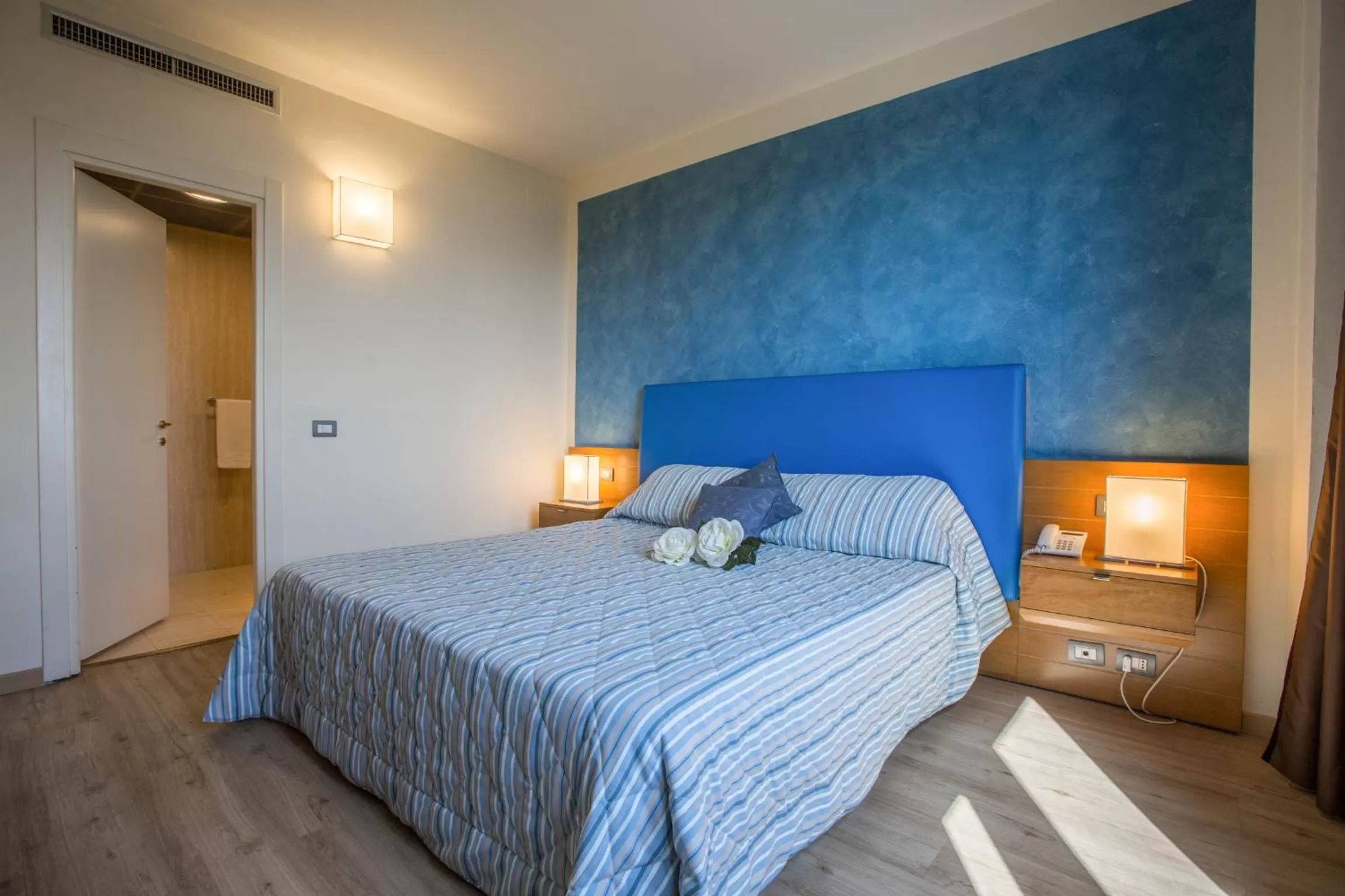 Photo of the whole room, Bed in Hotel Galilei