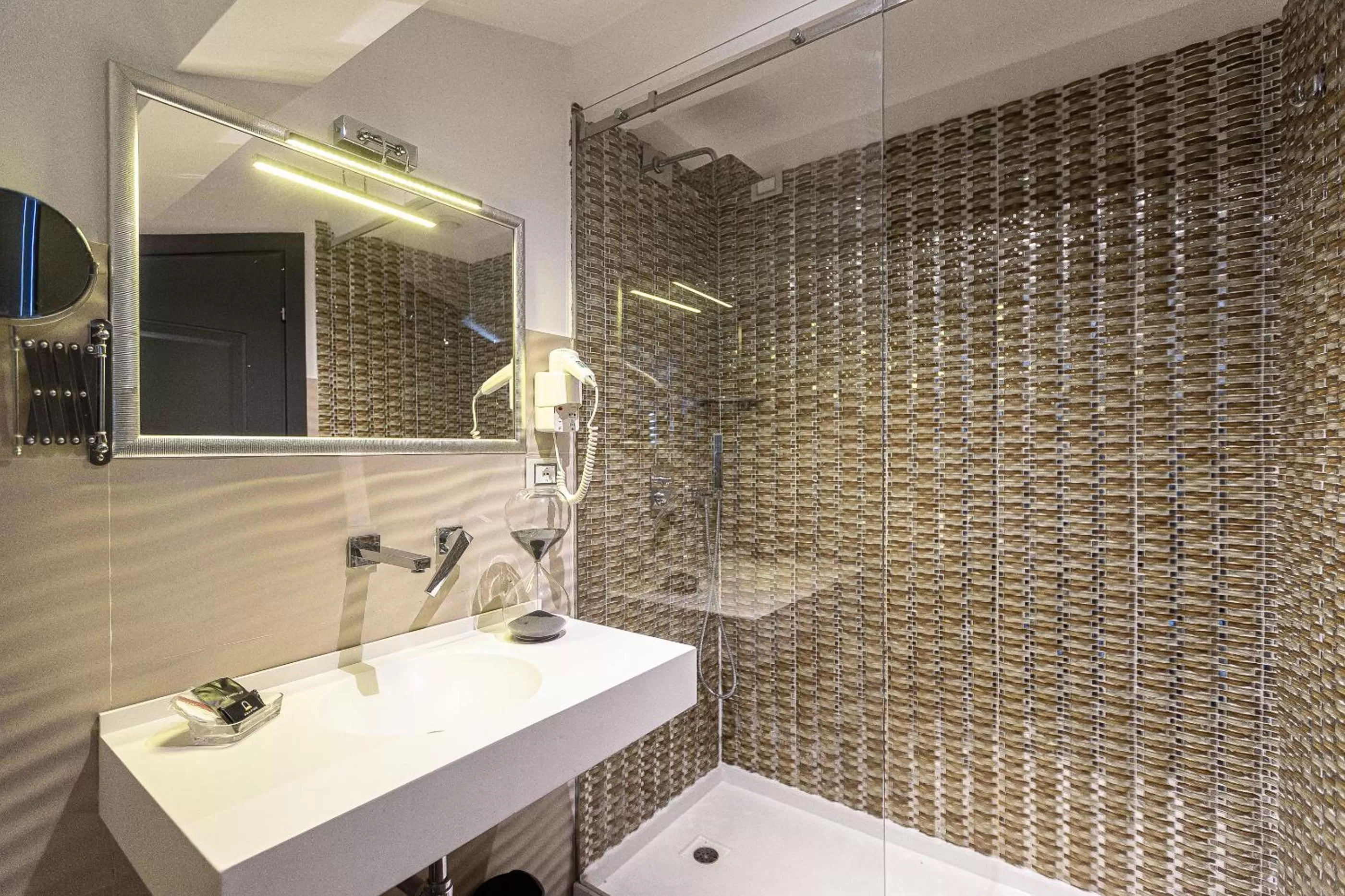 Bathroom in Hotel Castellino Roma