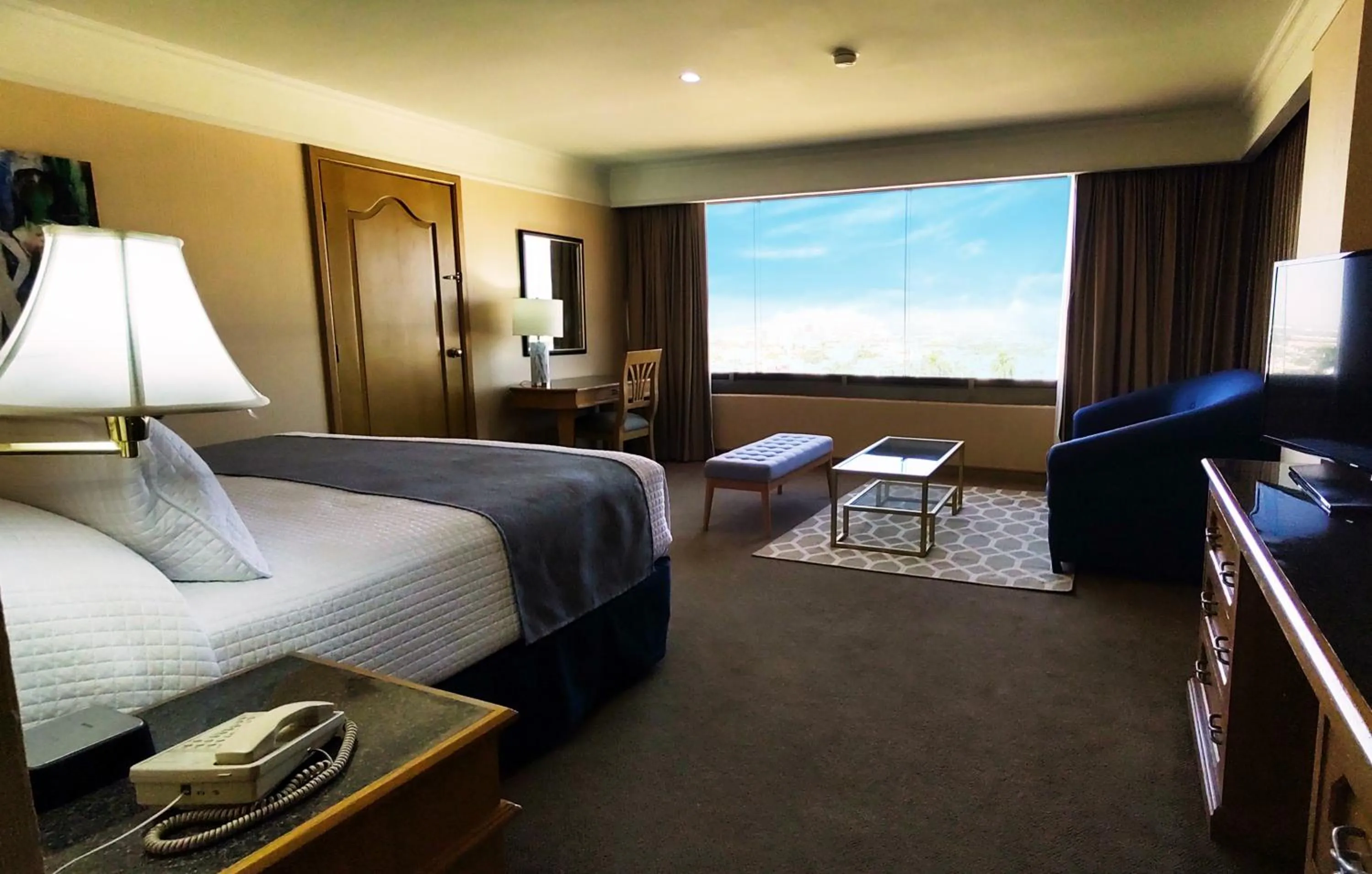 Photo of the whole room, Bed in Hotel San Luis Lindavista