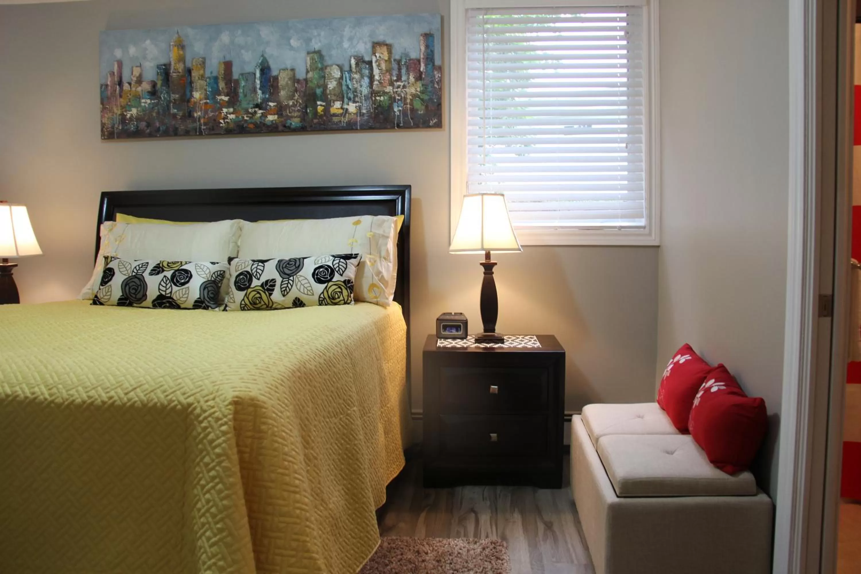 Photo of the whole room in Serendib Bed and Breakfast