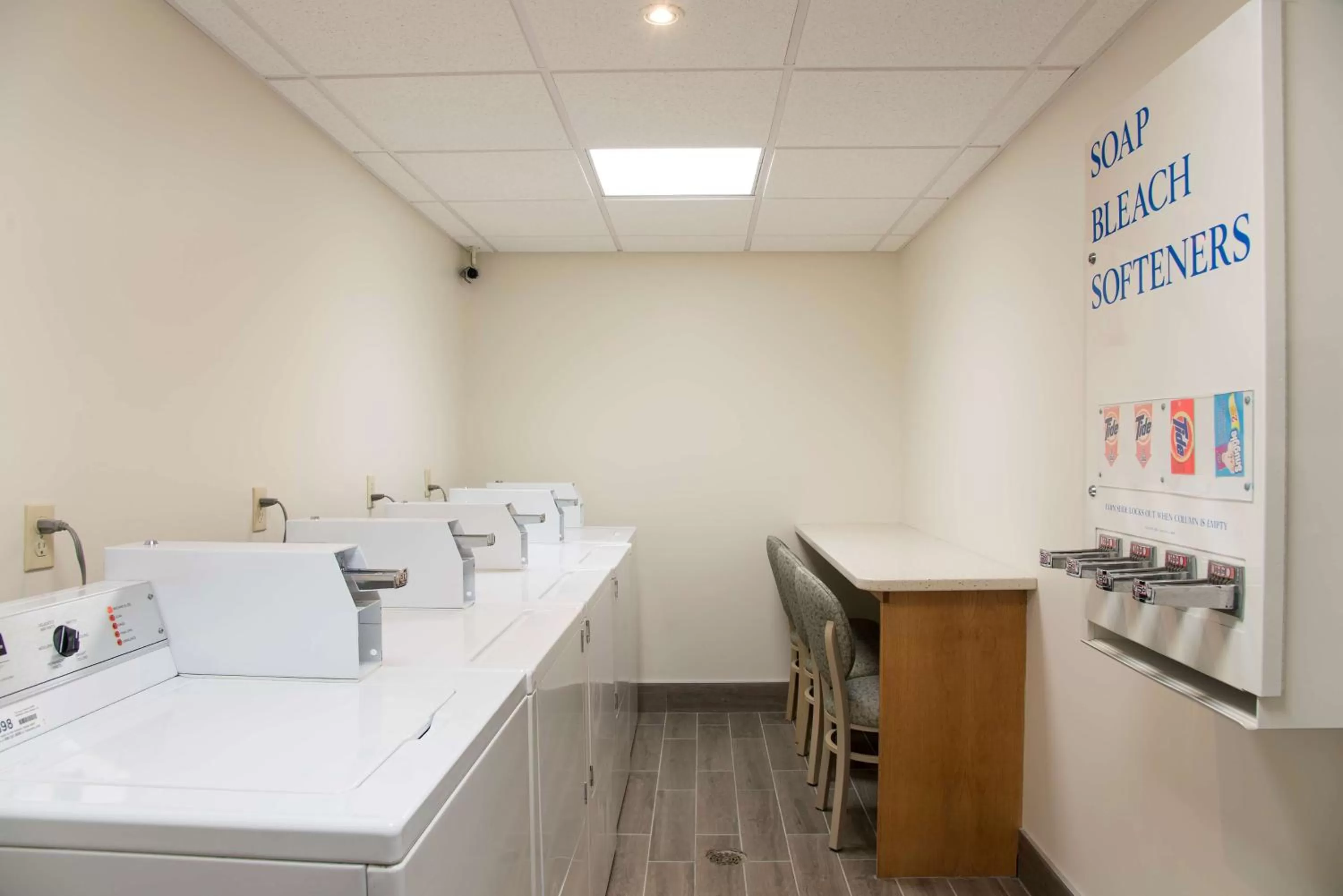 Property building in Hampton Inn Grand Rapids-South