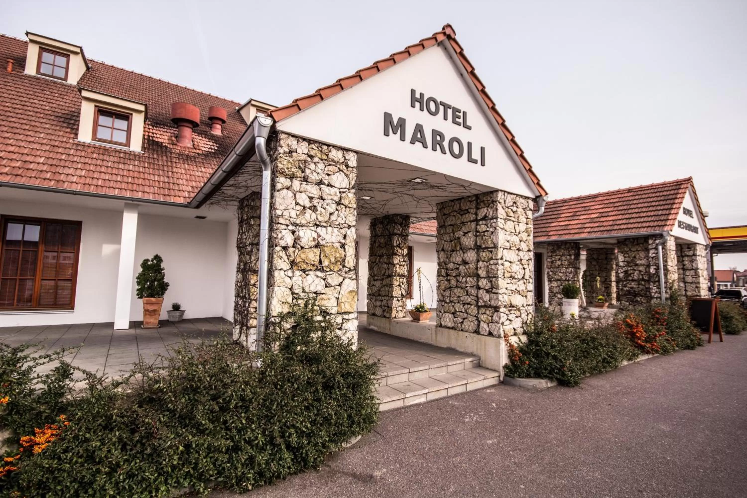 Facade/entrance, Property Building in Hotel Maroli Mikulov
