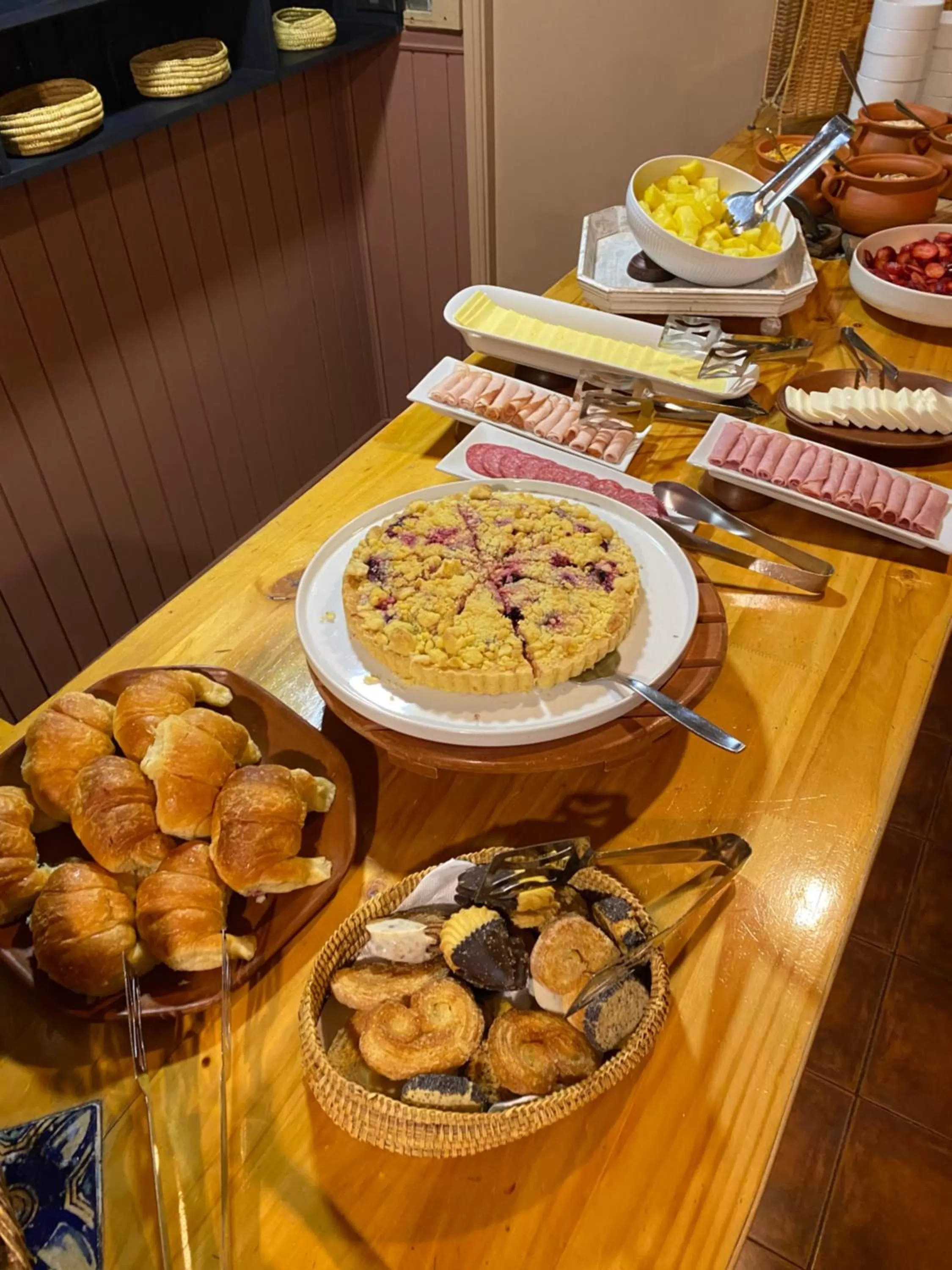 Buffet breakfast, Food in Hotel Aquaterra