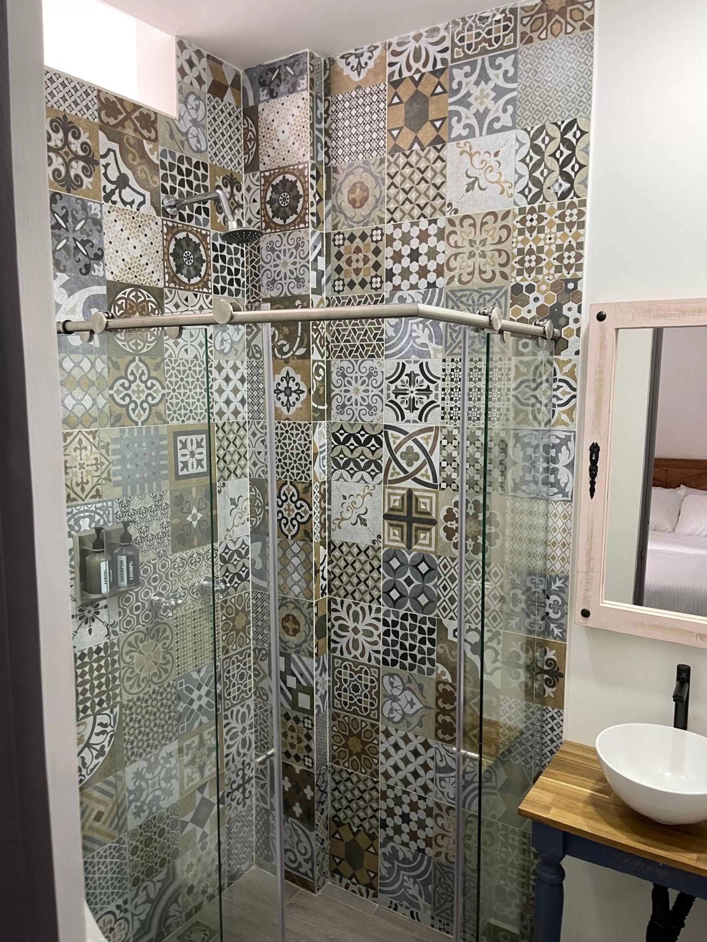 Restaurant/places to eat, Bathroom in Hotel Pajara Pinta