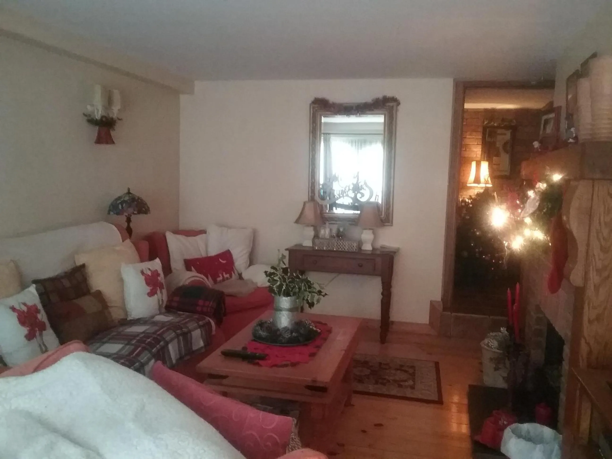 Communal lounge/ TV room in Ashleigh Guest House