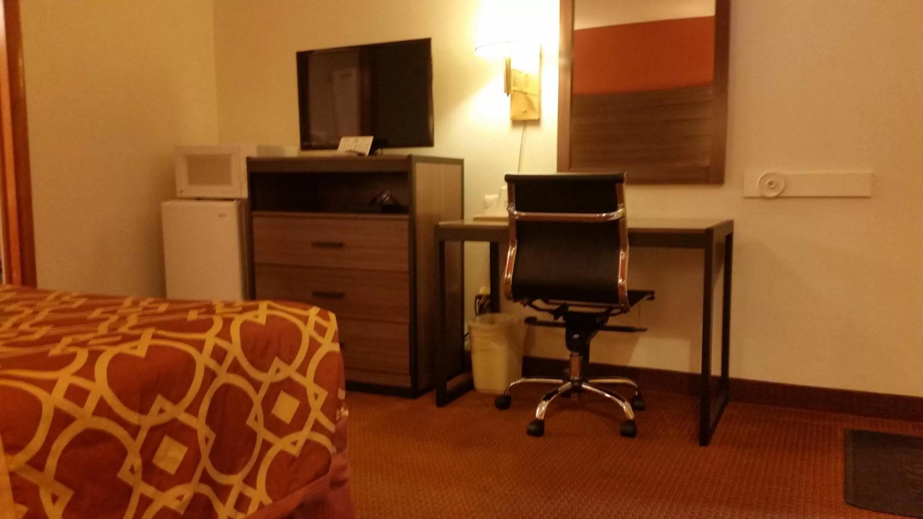 American Inn Of Liberal