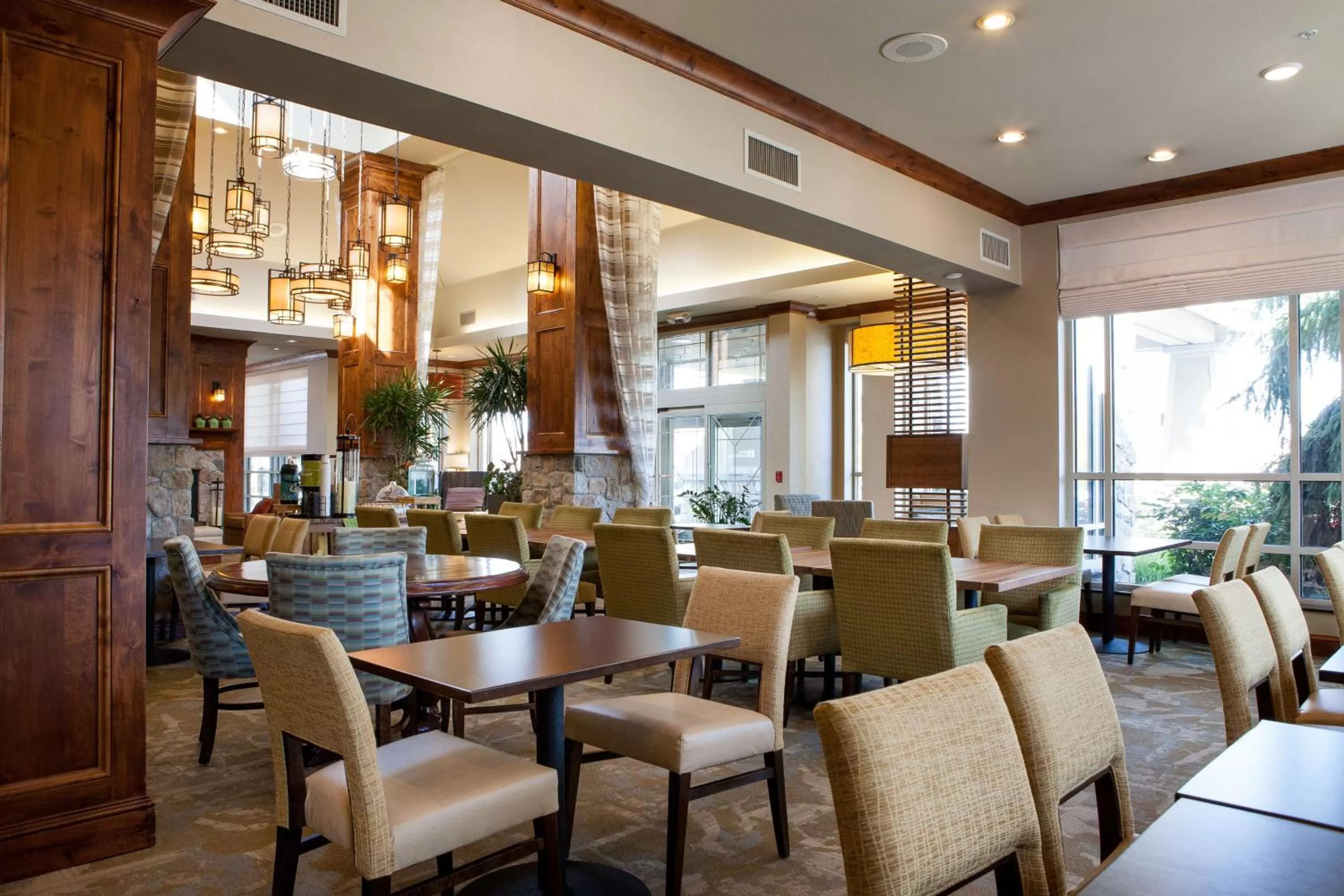 Restaurant/places to eat in Hilton Garden Inn Boise / Eagle