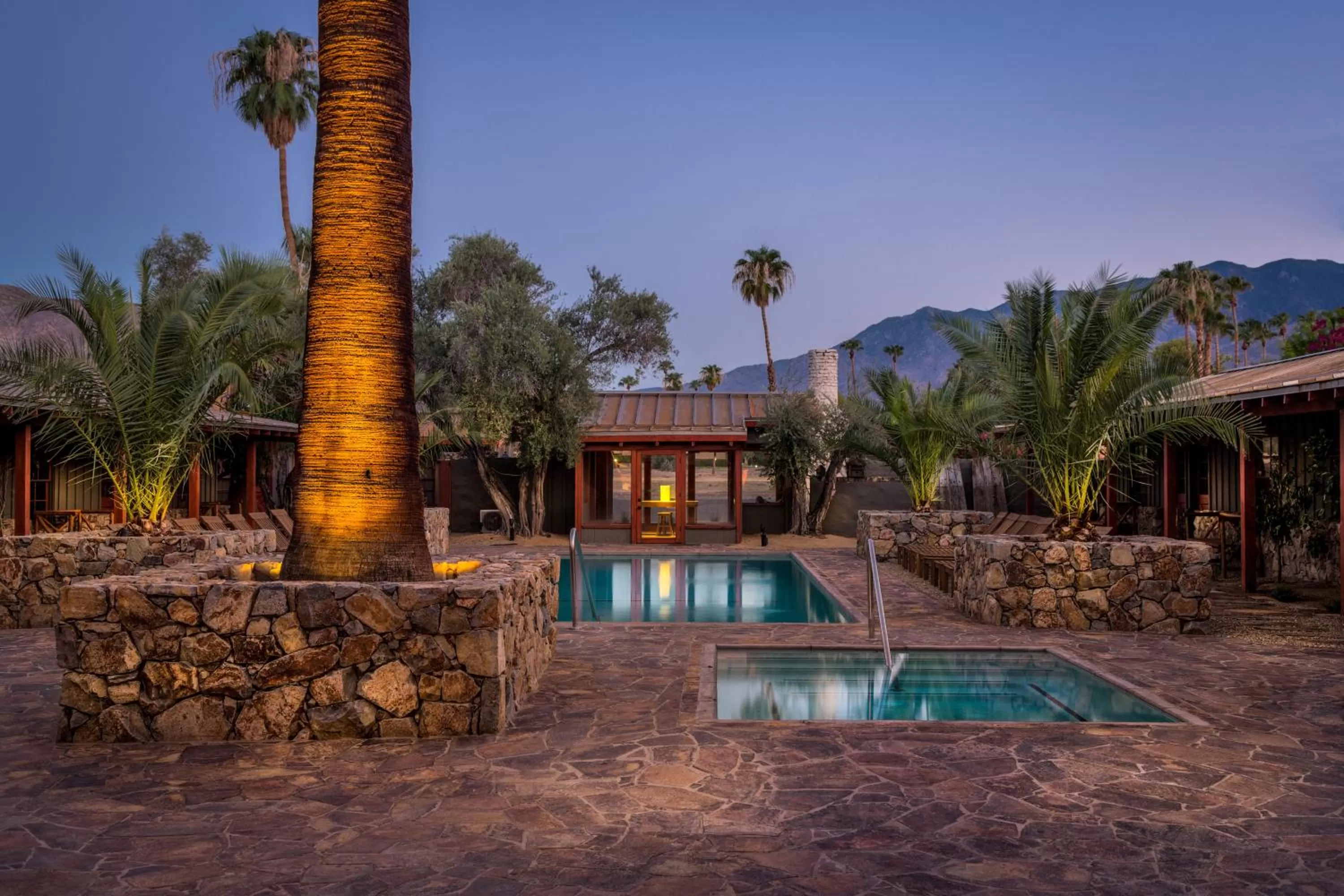 Property building in Sparrows Lodge