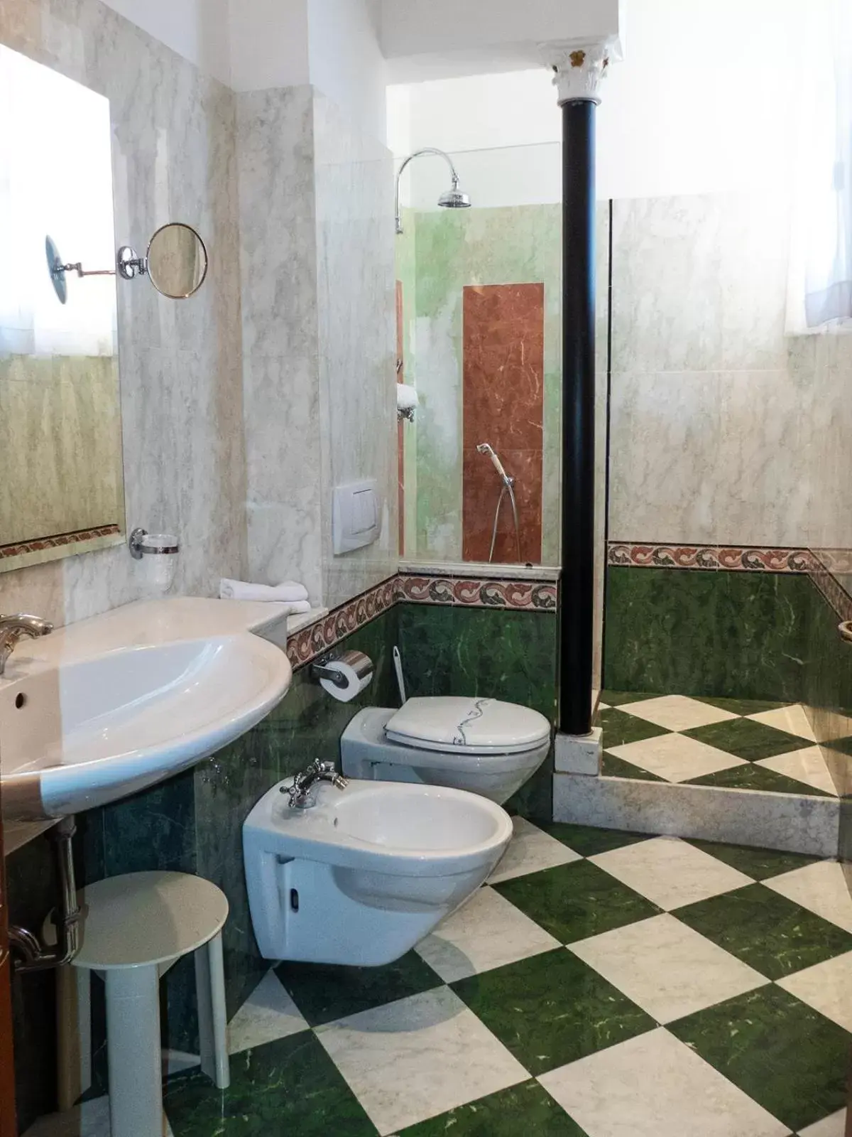 Double Room in Hotel Astoria Double Room in Hotel Astoria