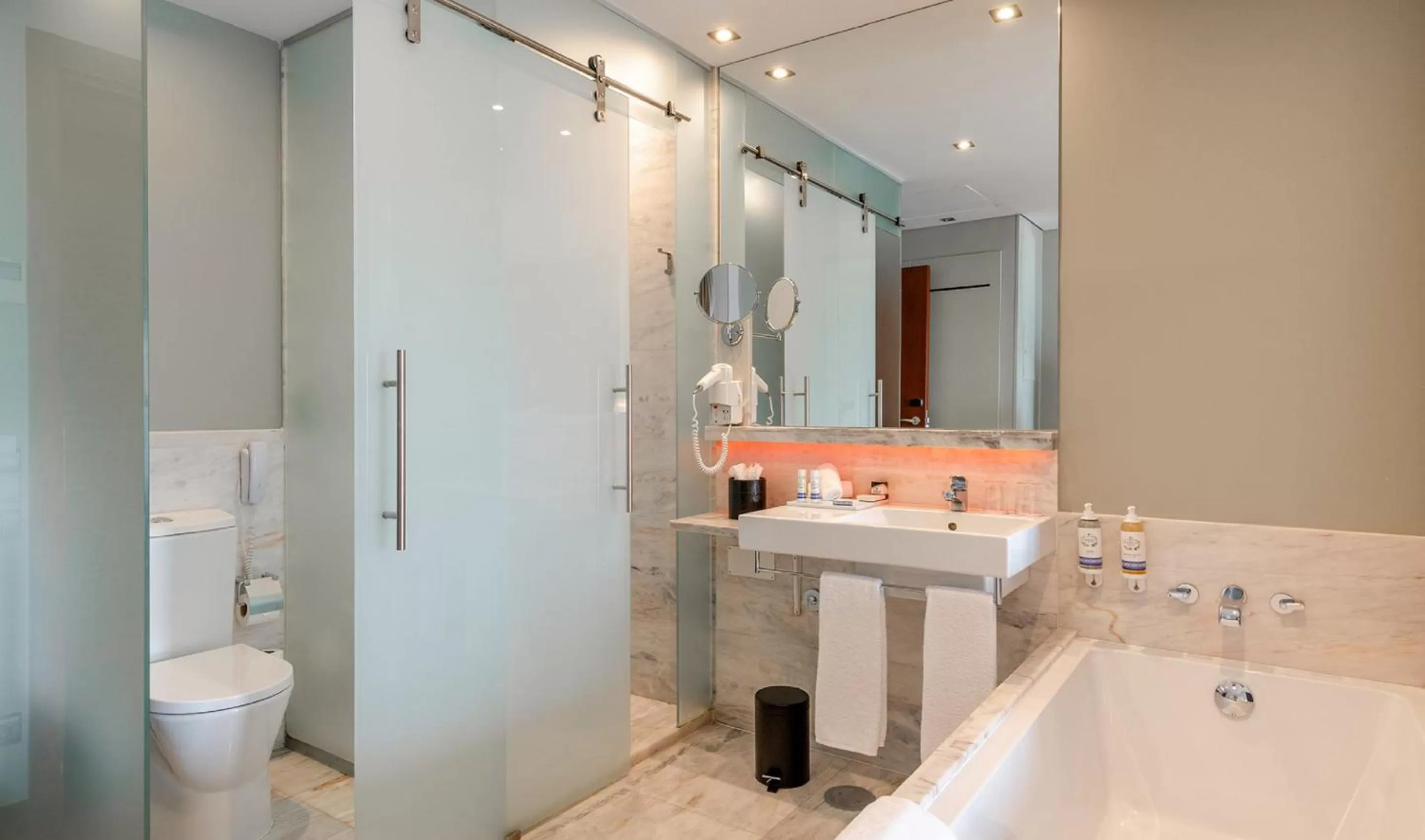 Bathroom in Pousada de Lisboa - Small Luxury Hotels Of The World