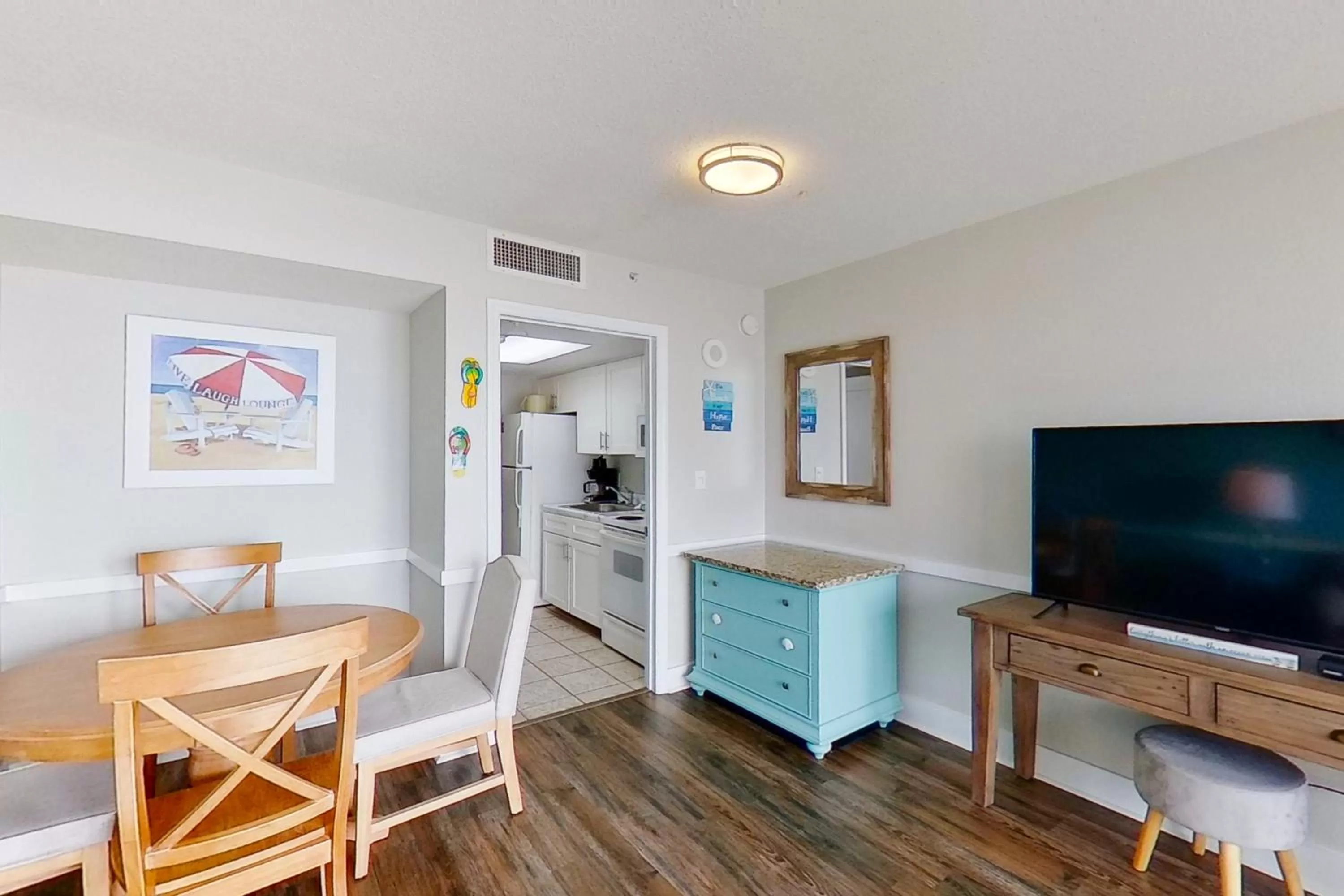 TV/Entertainment Center in Bay Watch 0536