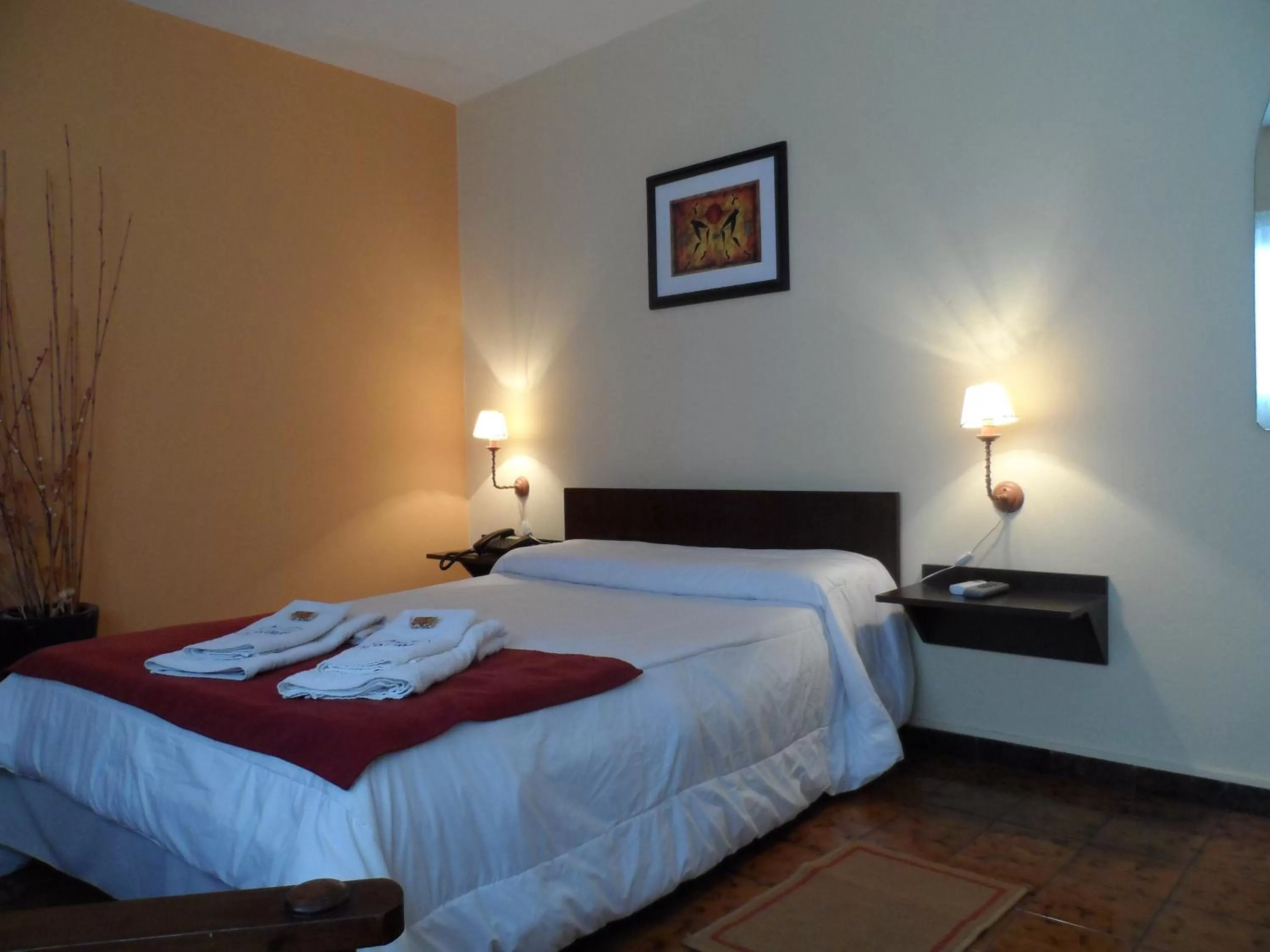 Bedroom, Bed in Hotel Minas