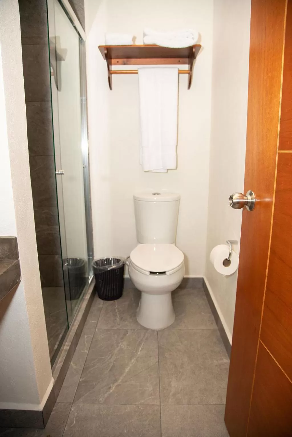 Bathroom in Hotel Danini