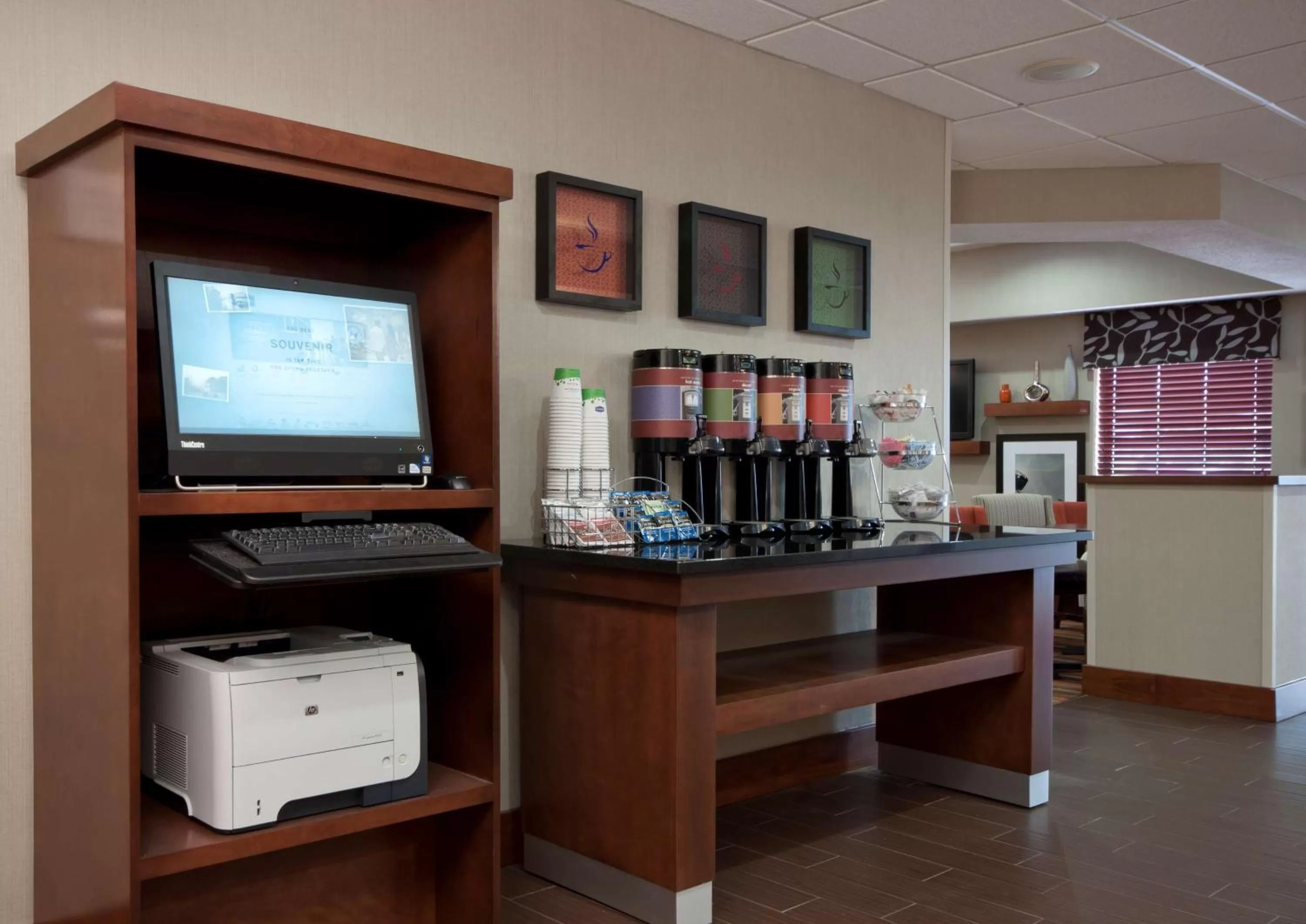 Business facilities in Hampton Inn St. Louis/Fairview Heights