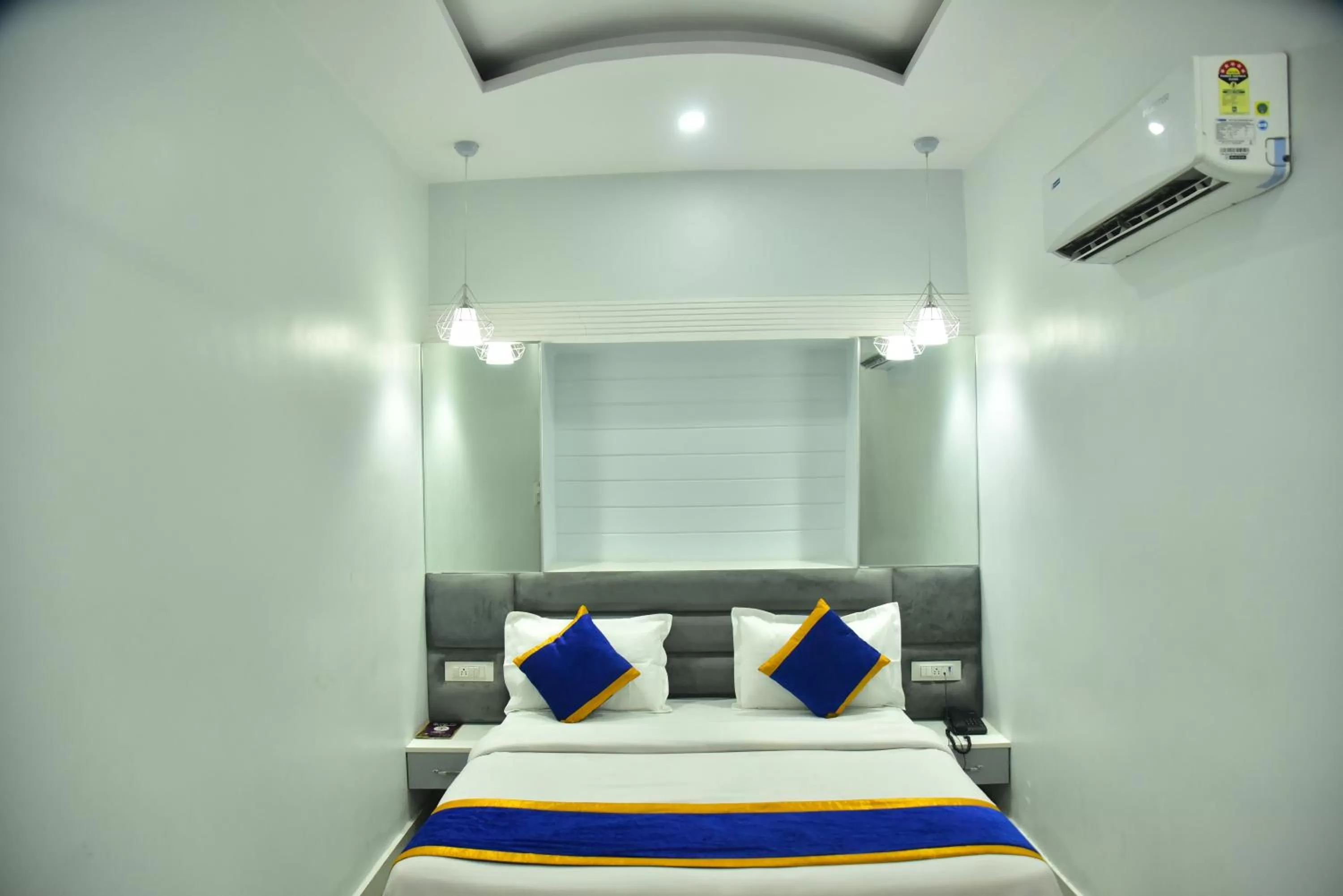 Bed in The Park View Hotel