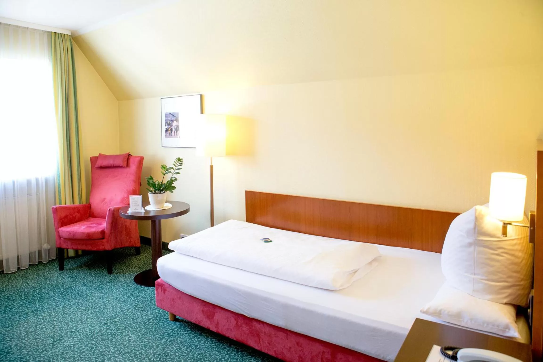 Photo of the whole room, Bed in Hotel Weisses Lamm