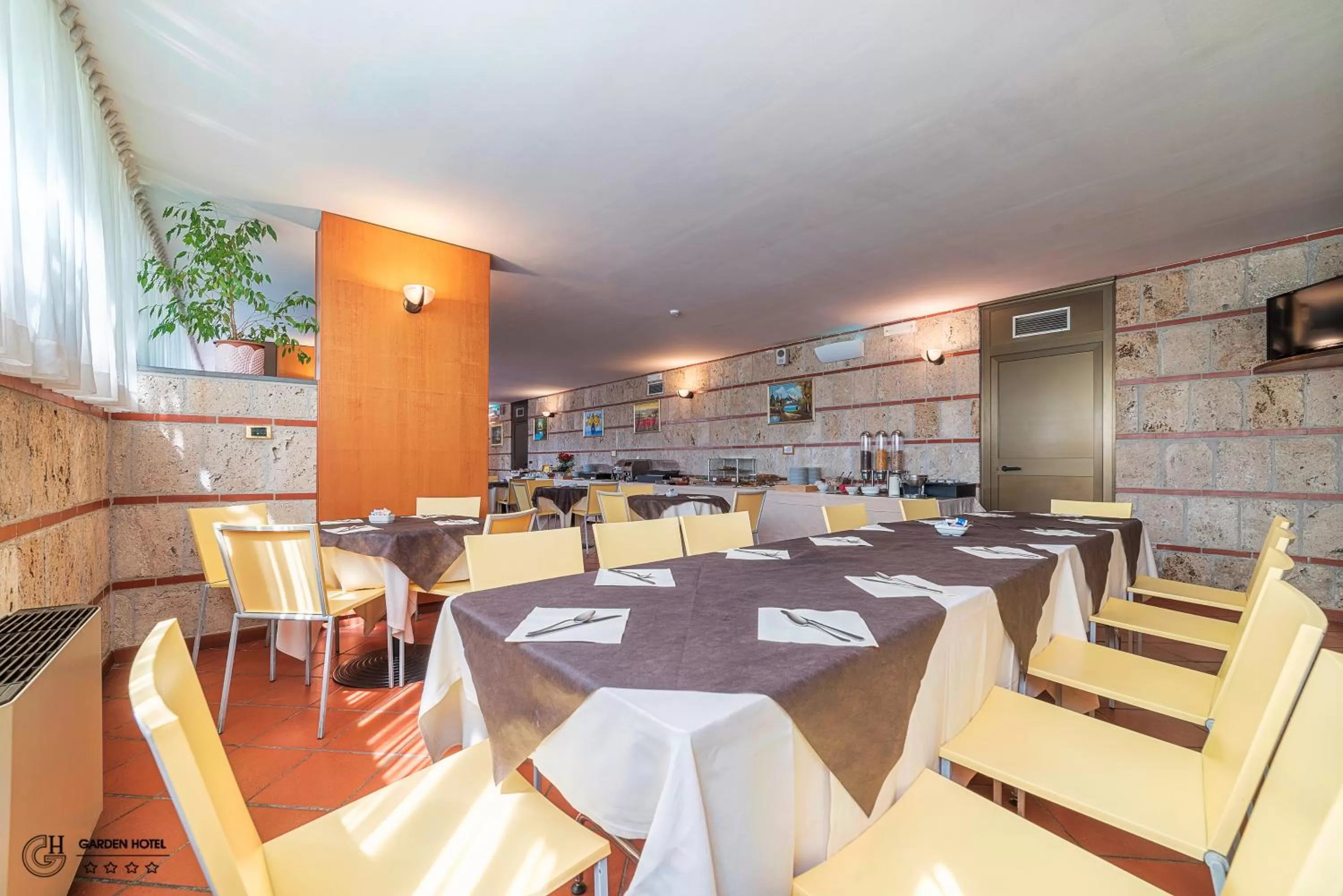 Breakfast in Hotel Garden Terni