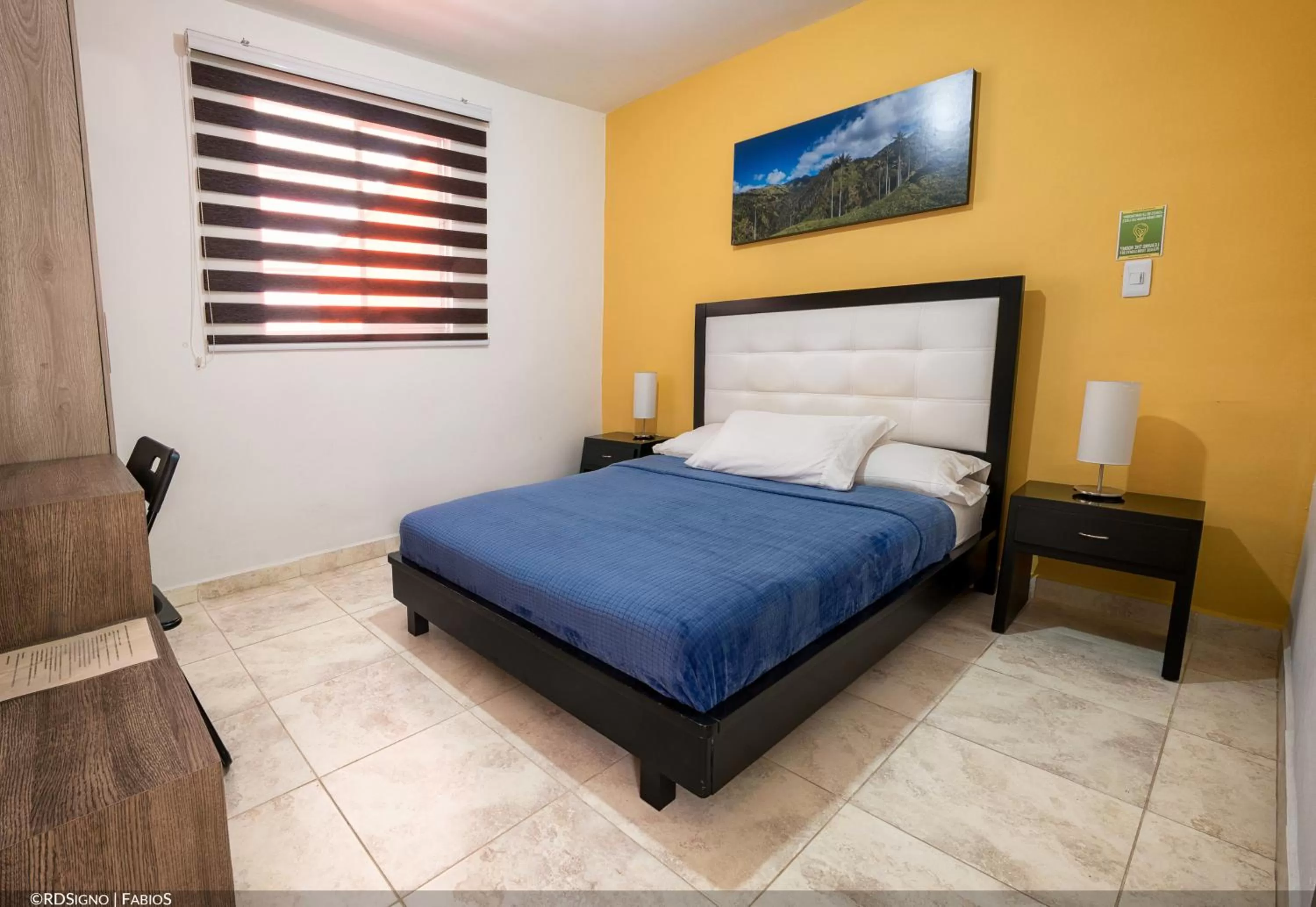 Photo of the whole room, Bed in Casa Borbon