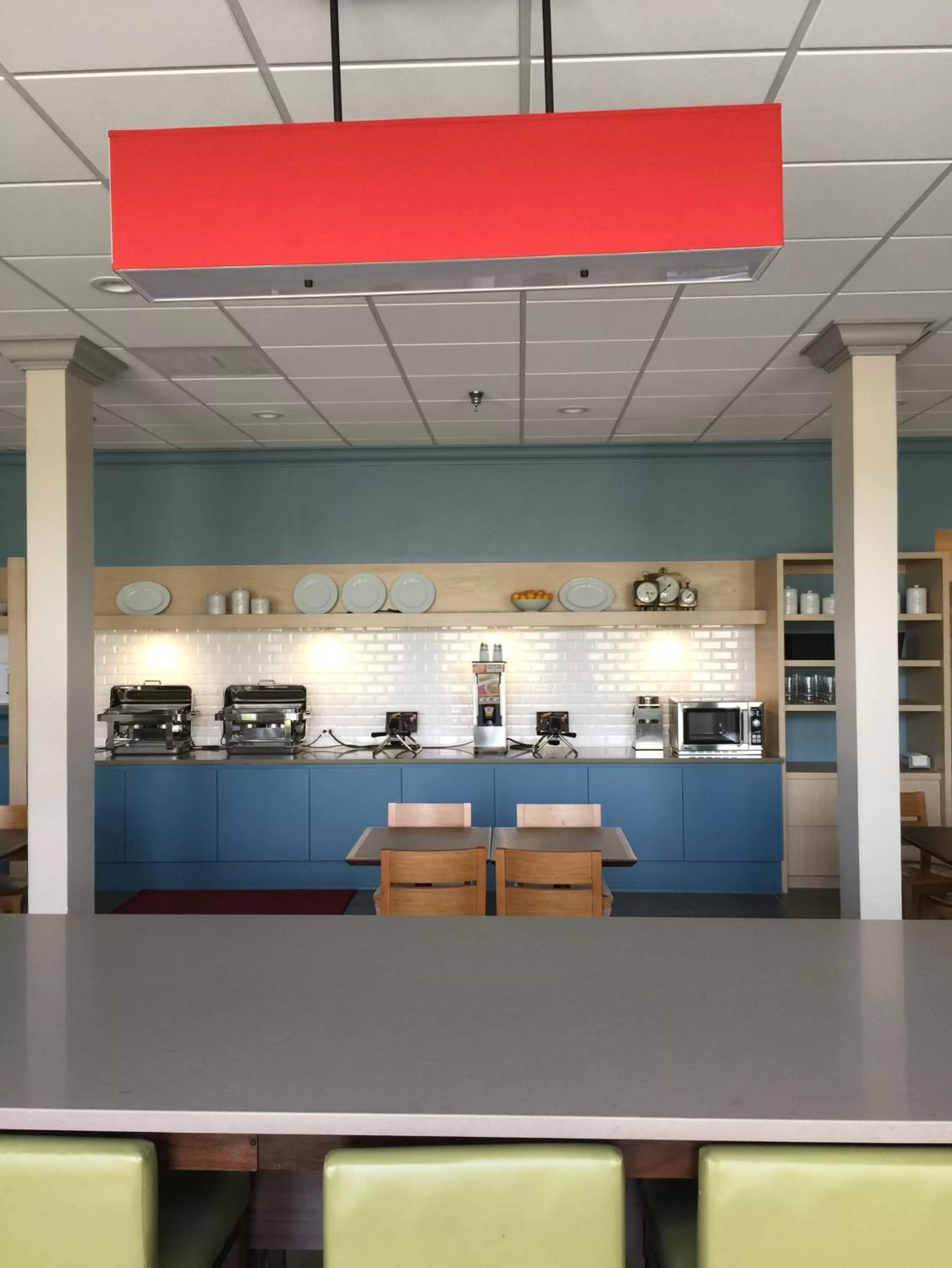 Restaurant/places to eat in Country Inn & Suites by Radisson, Metairie New Orleans , LA