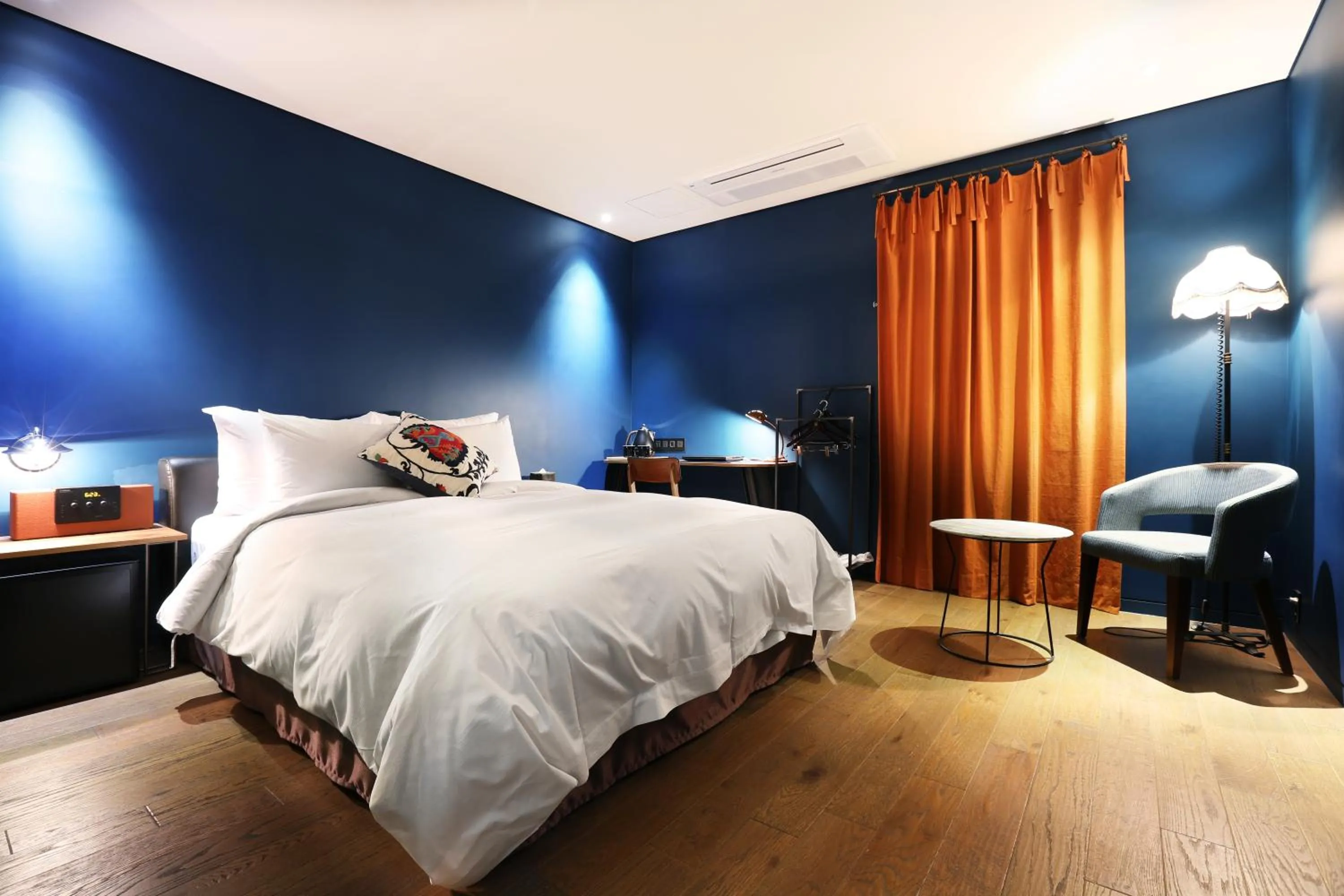 Photo of the whole room, Bed in Boutique Hotel Loft