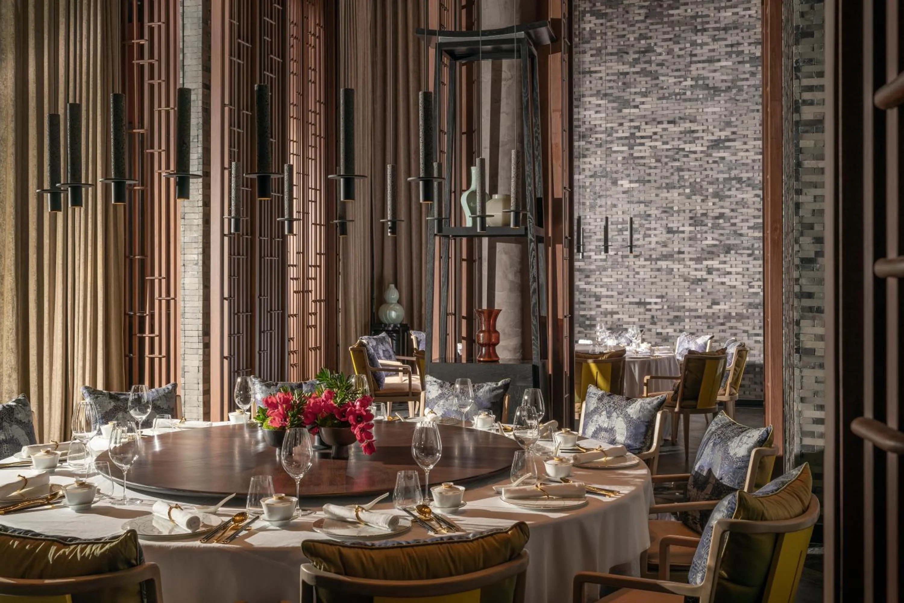 Restaurant/places to eat in Four Seasons Hotel Bangkok at Chao Phraya River