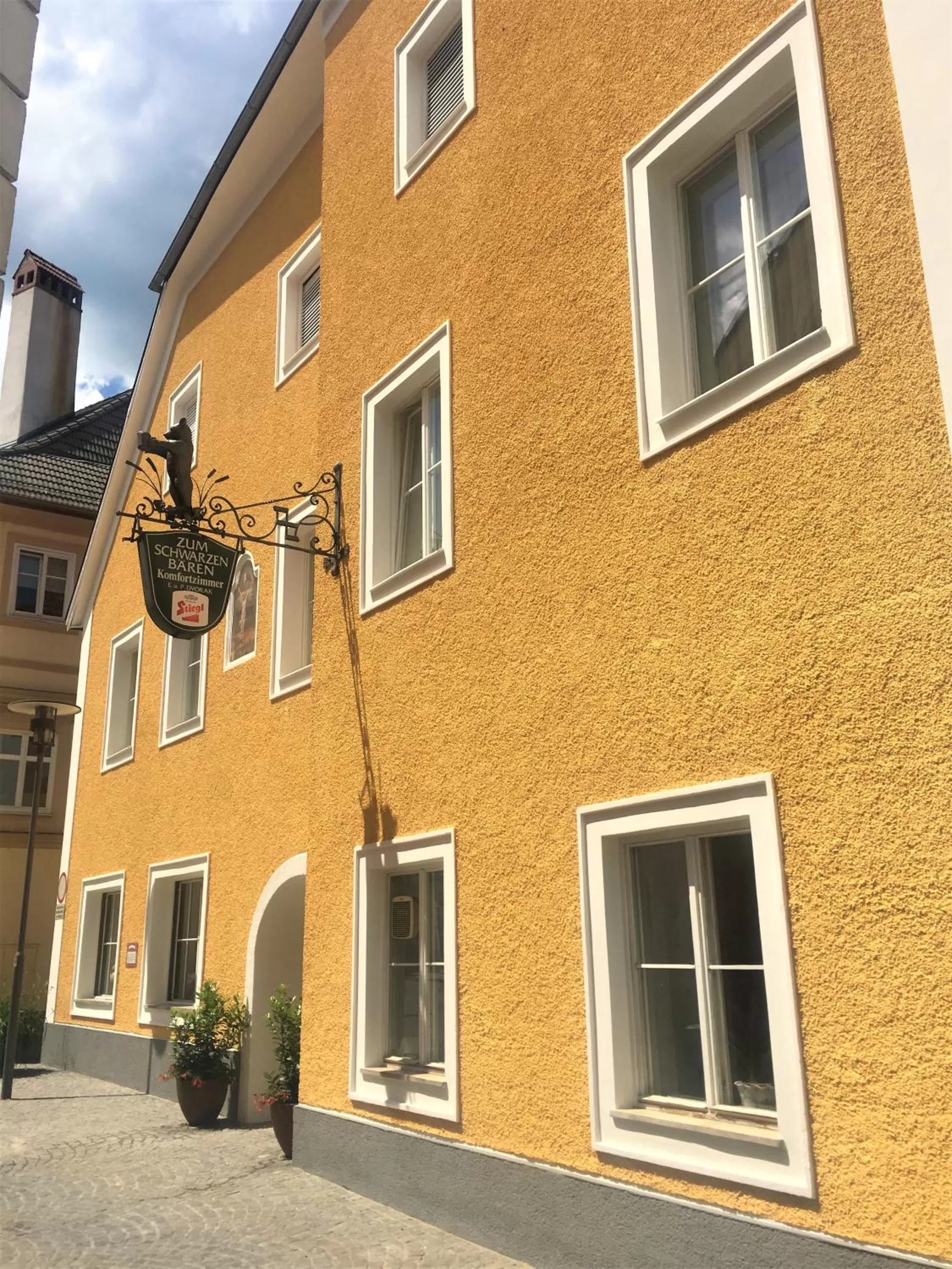 Facade/entrance in Gasthof-Pension Schwarzer Bär