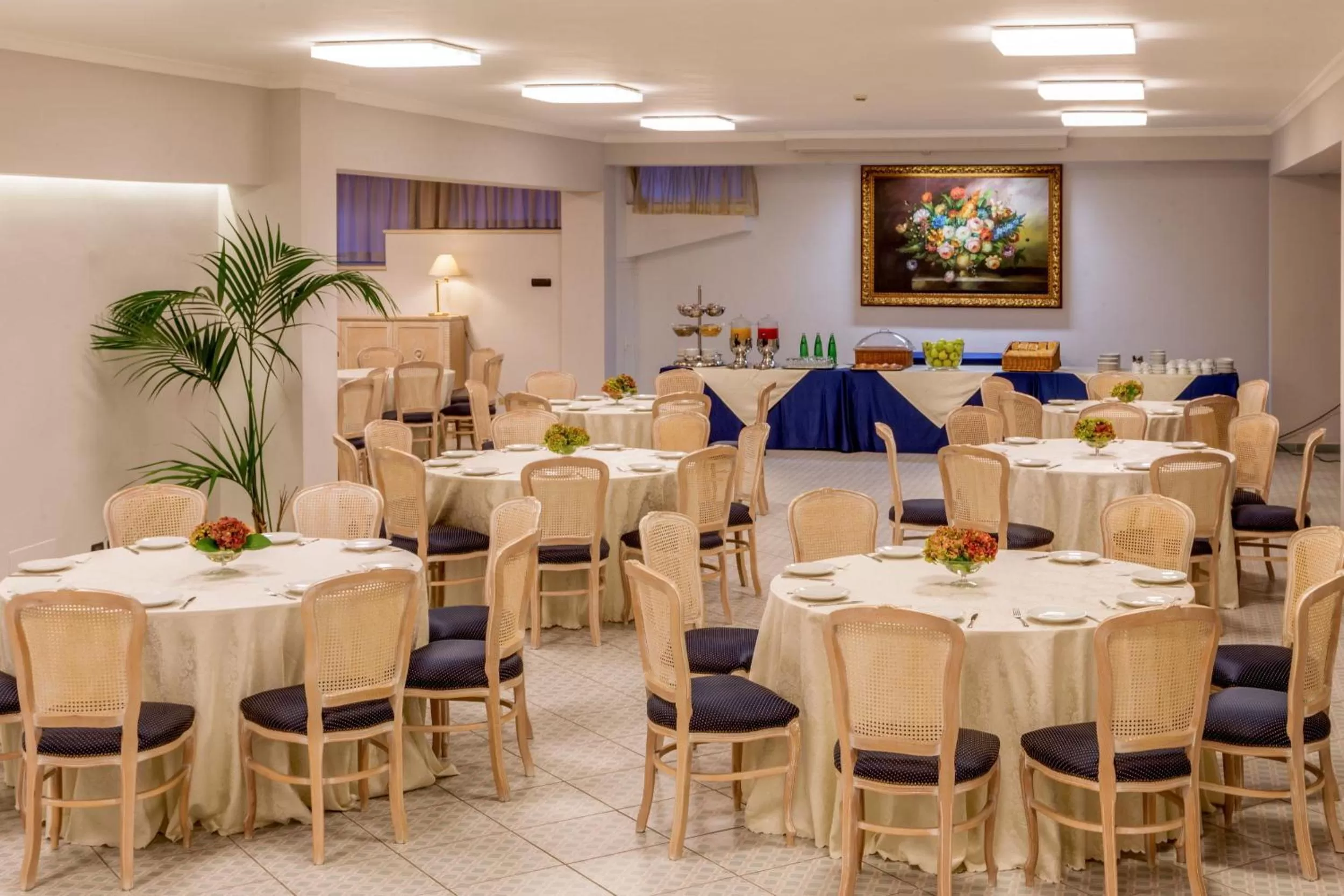 Business facilities in Marini Park Hotel