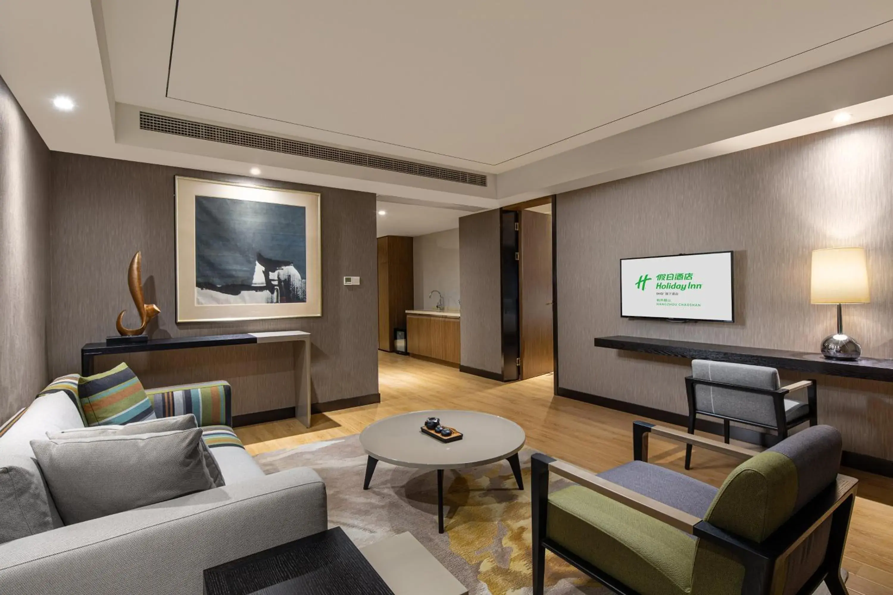 One-Bedroom Twin Suite in Holiday Inn Hangzhou Chaoshan, an IHG Hotel One-Bedroom Twin Suite in Holiday Inn Hangzhou Chaoshan, an IHG Hotel