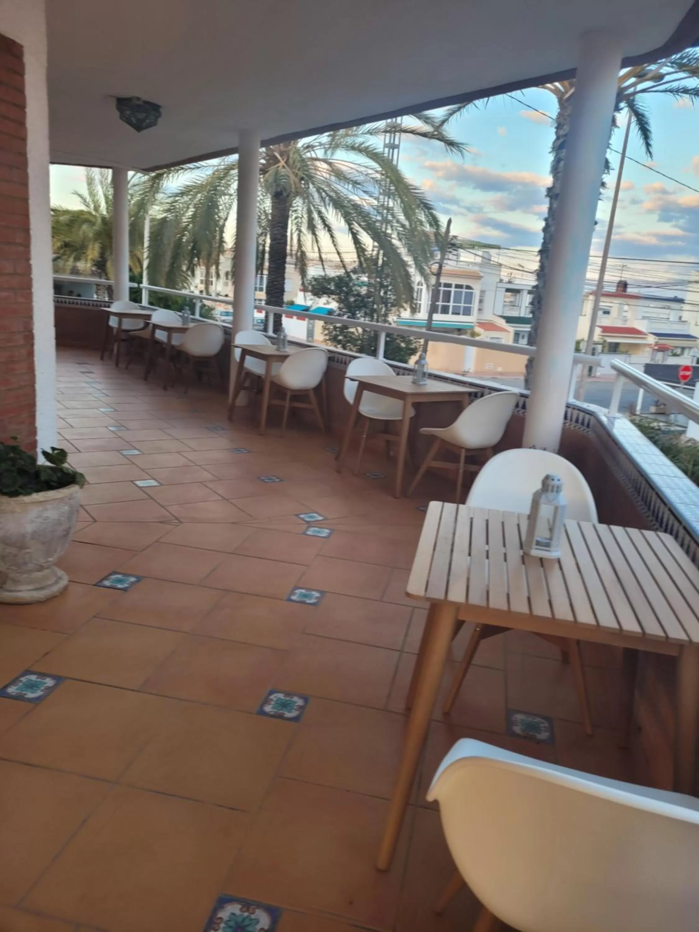 Patio, Restaurant/Places to Eat in Anna's garden