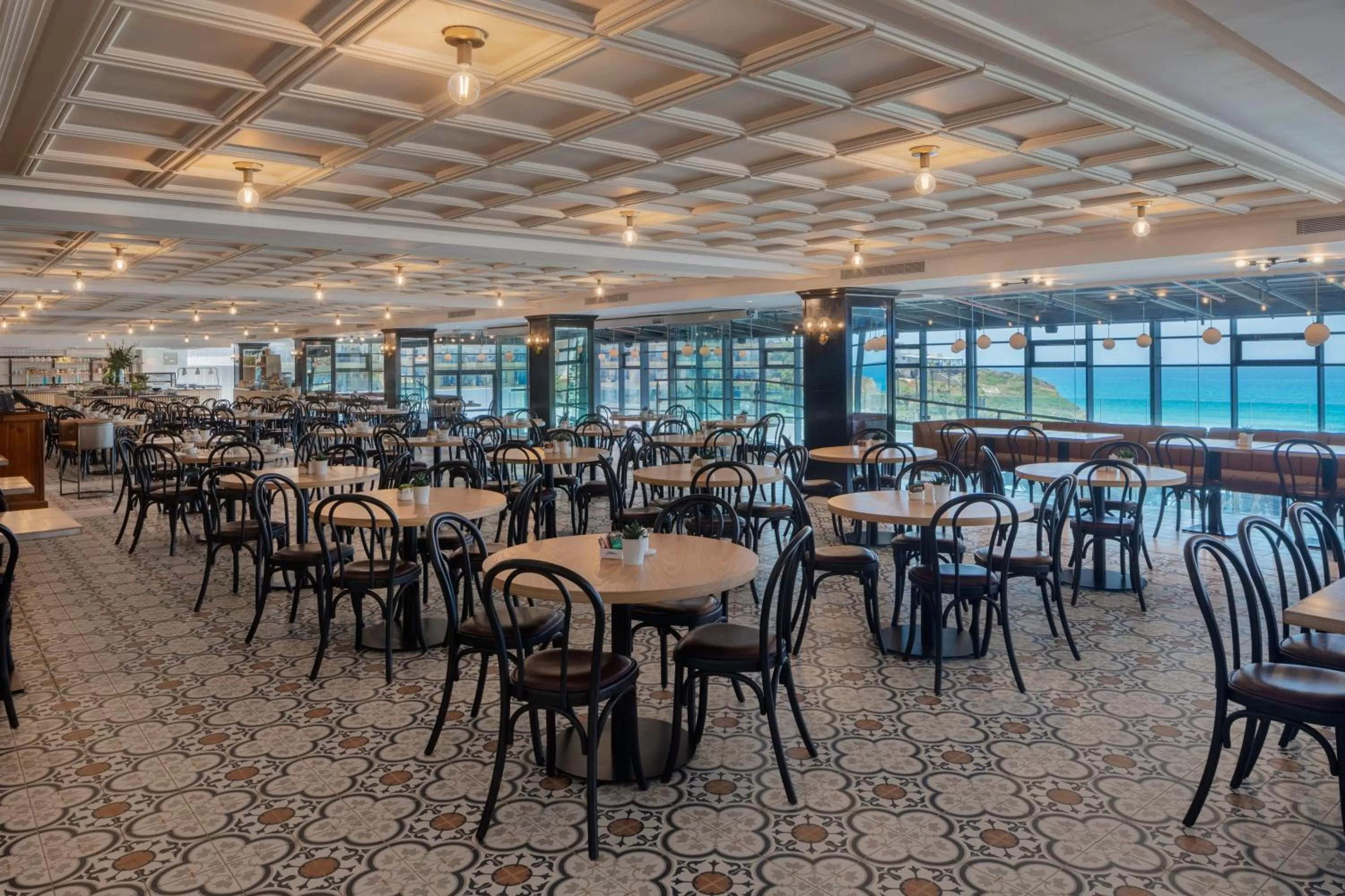 Restaurant/places to eat in Resort Hadera by Jacob Hotels