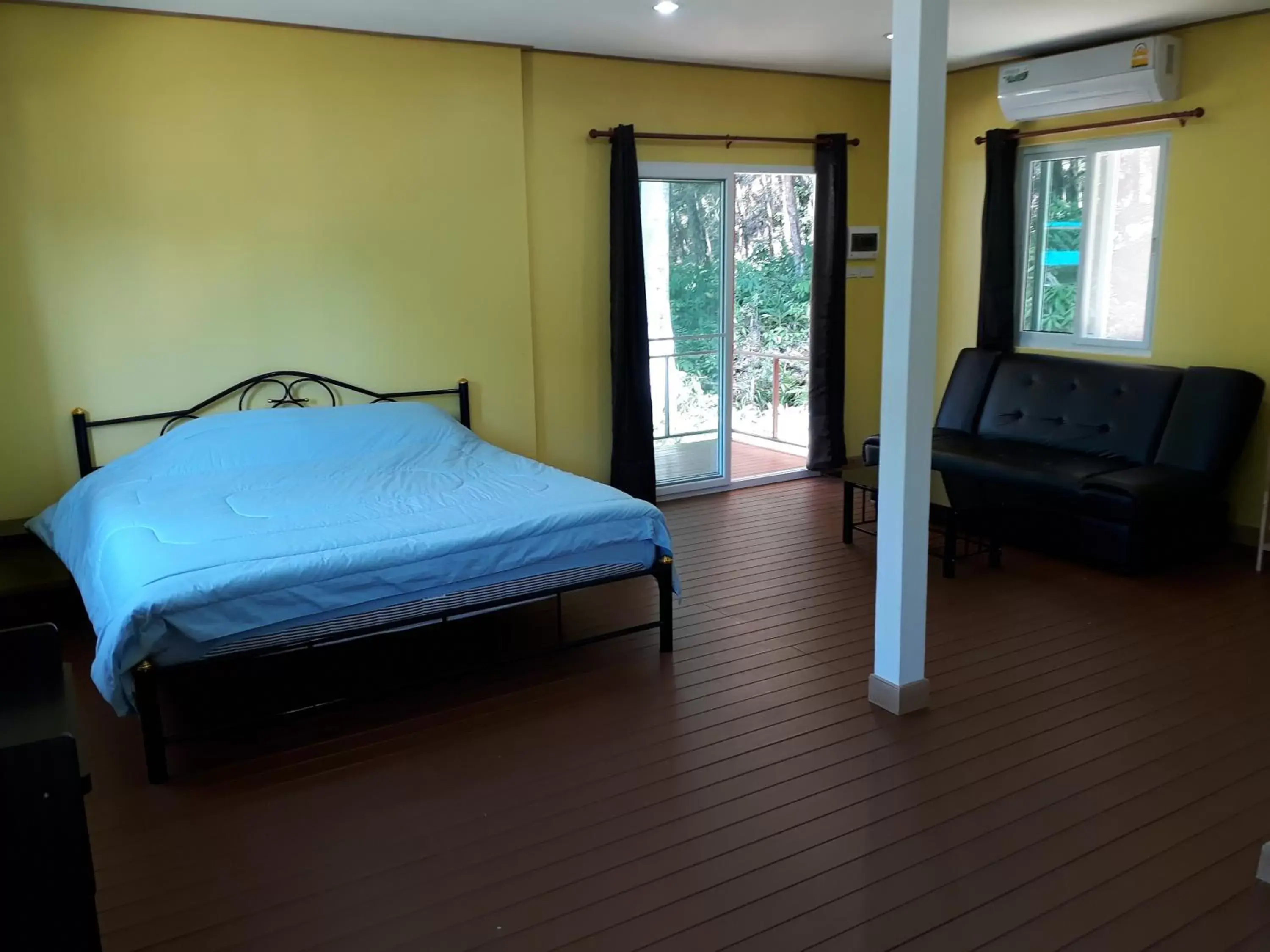 Elephant & Castle Elephant & Castle