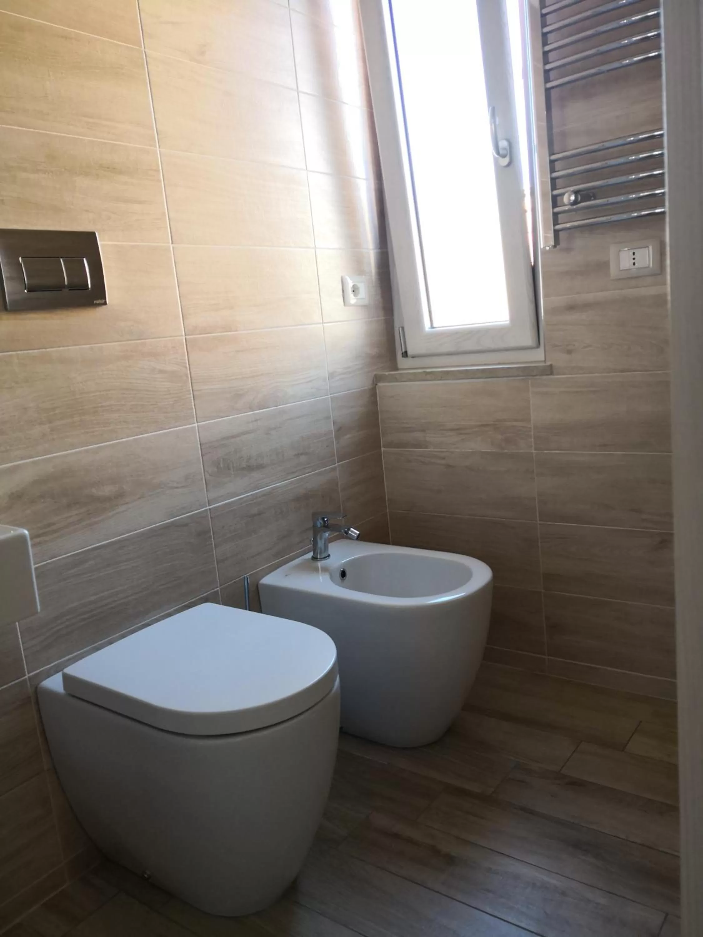 Toilet in Michelangelo Home B&B