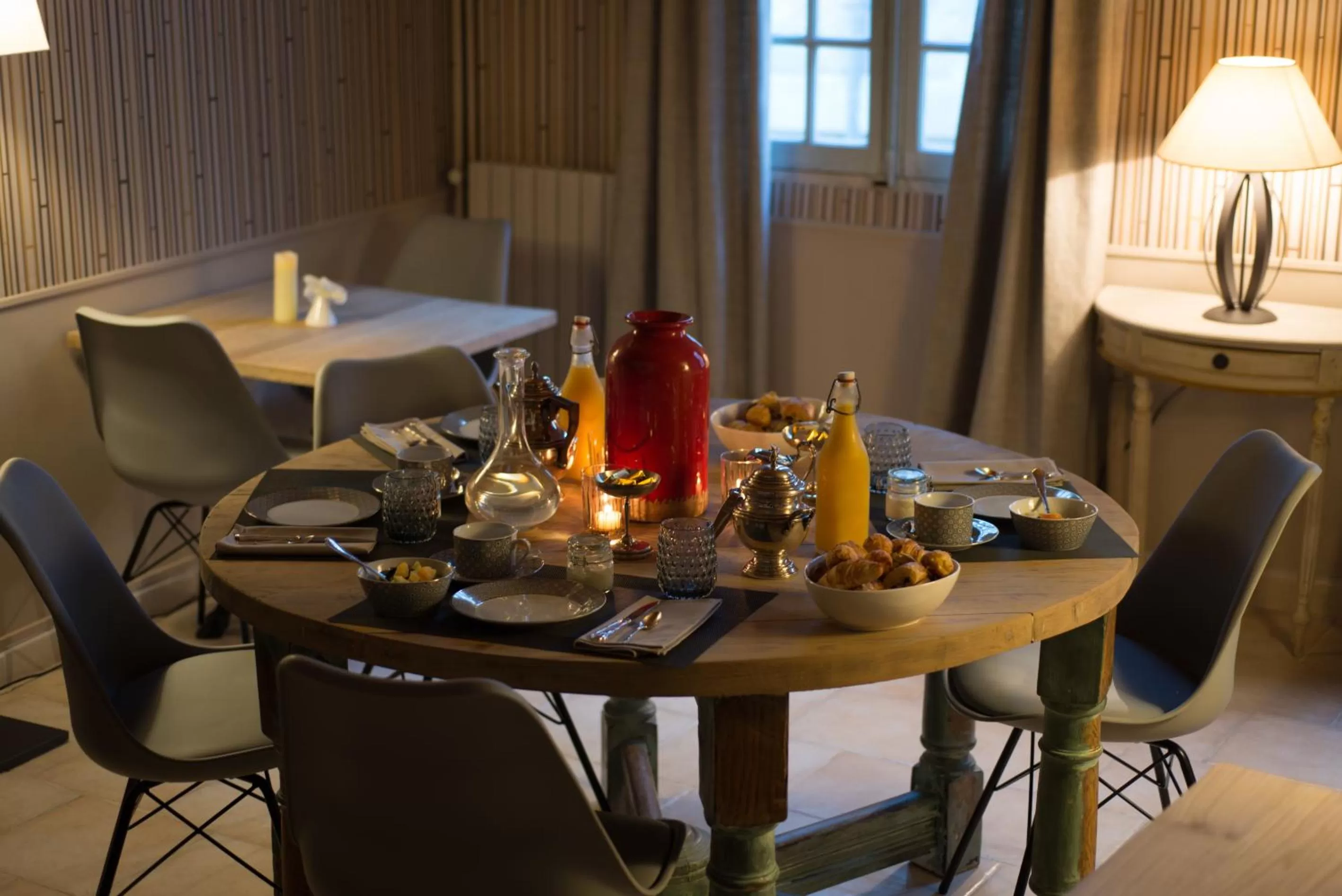 Dining area in La Banasterie