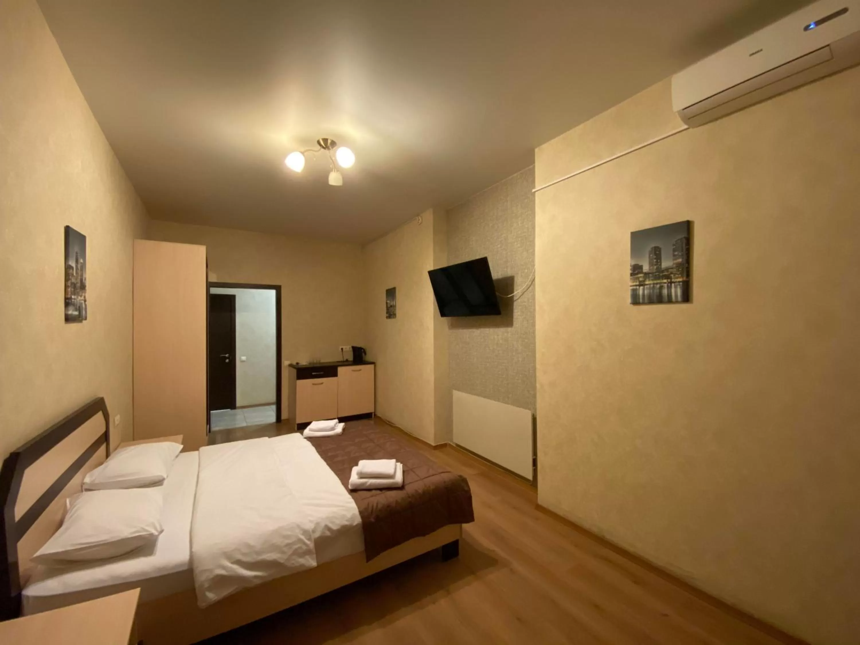 Photo of the whole room in irisHotels