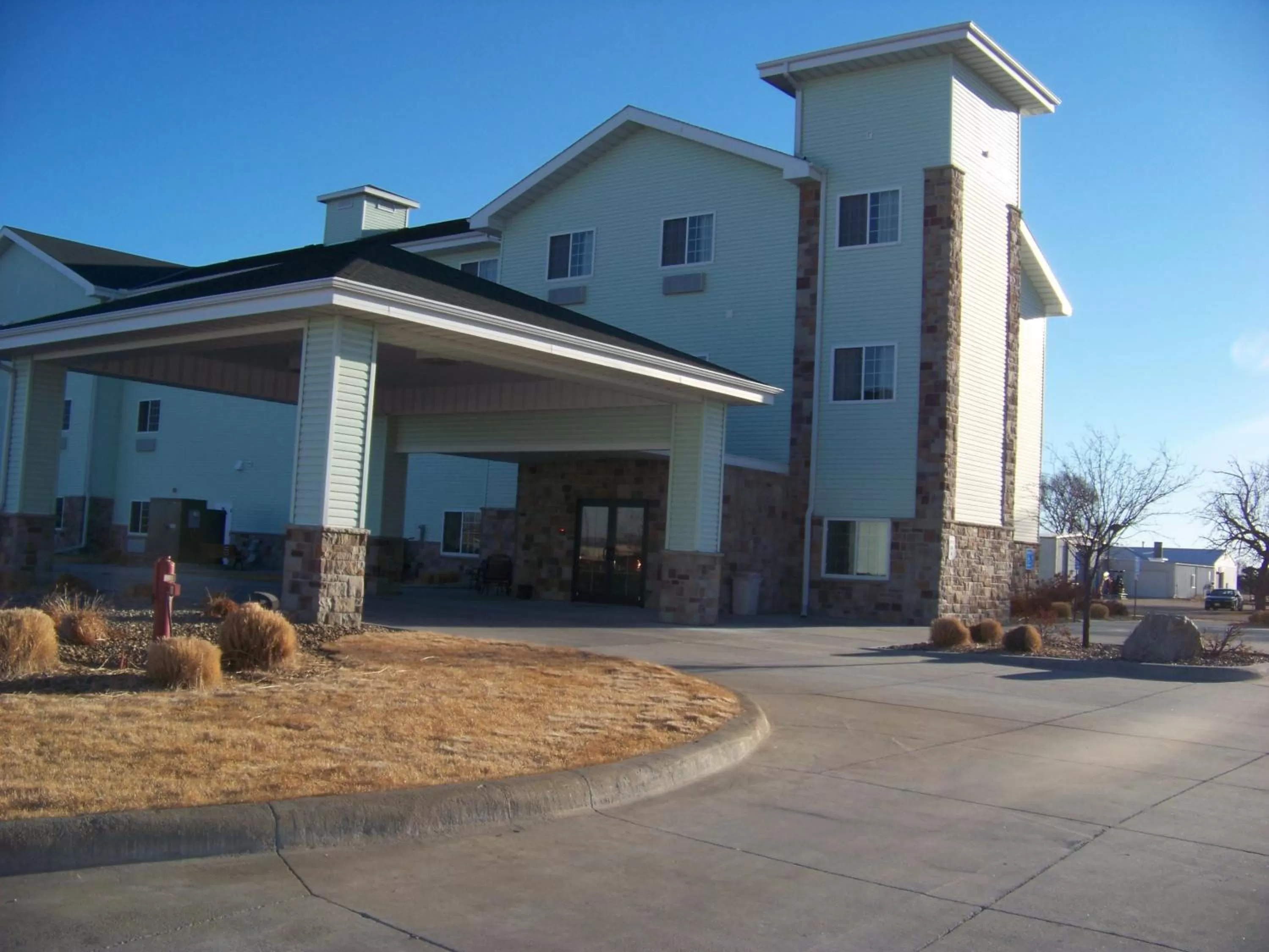 Facade/entrance in Days Inn & Suites by Wyndham Columbus NE
