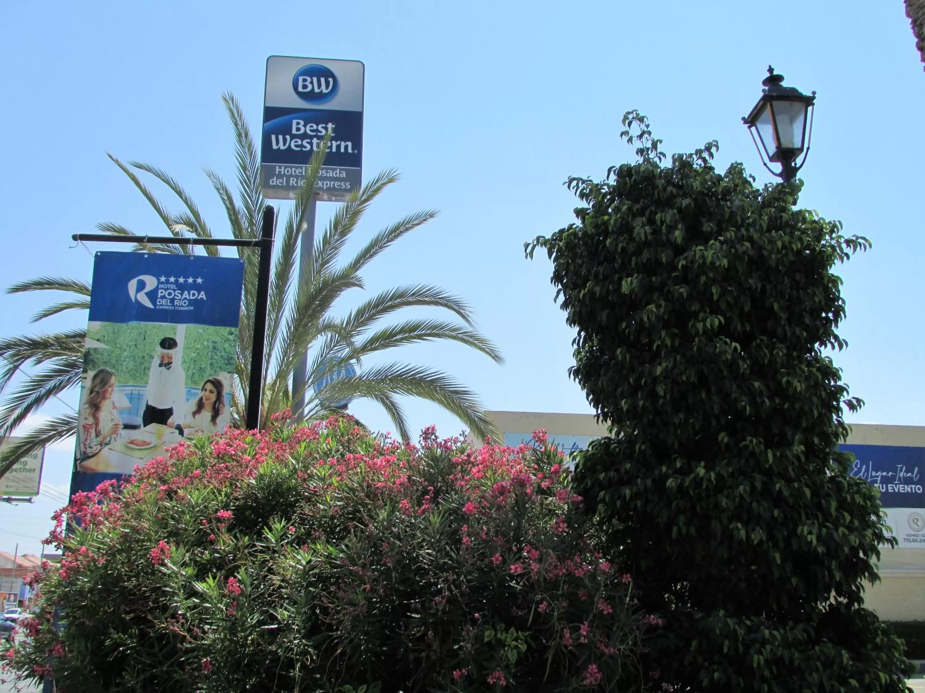 Property building in Best Western Hotel Posada Del Rio Express