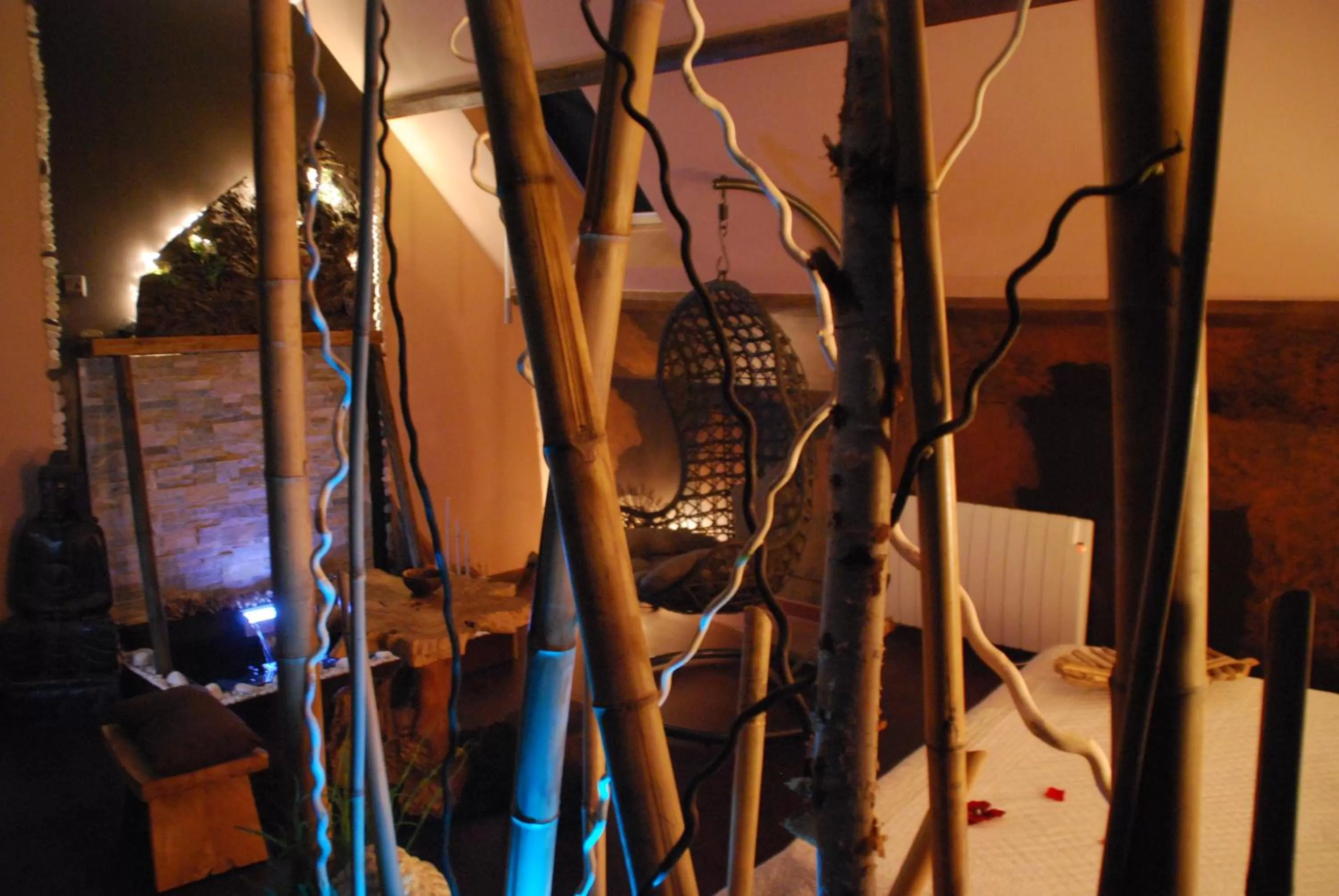 Other, Sunrise/Sunset in Secret d'une Nuit a vicq prės de valenciennes,onnaing,saint saulve avec piscine , jaccuzi