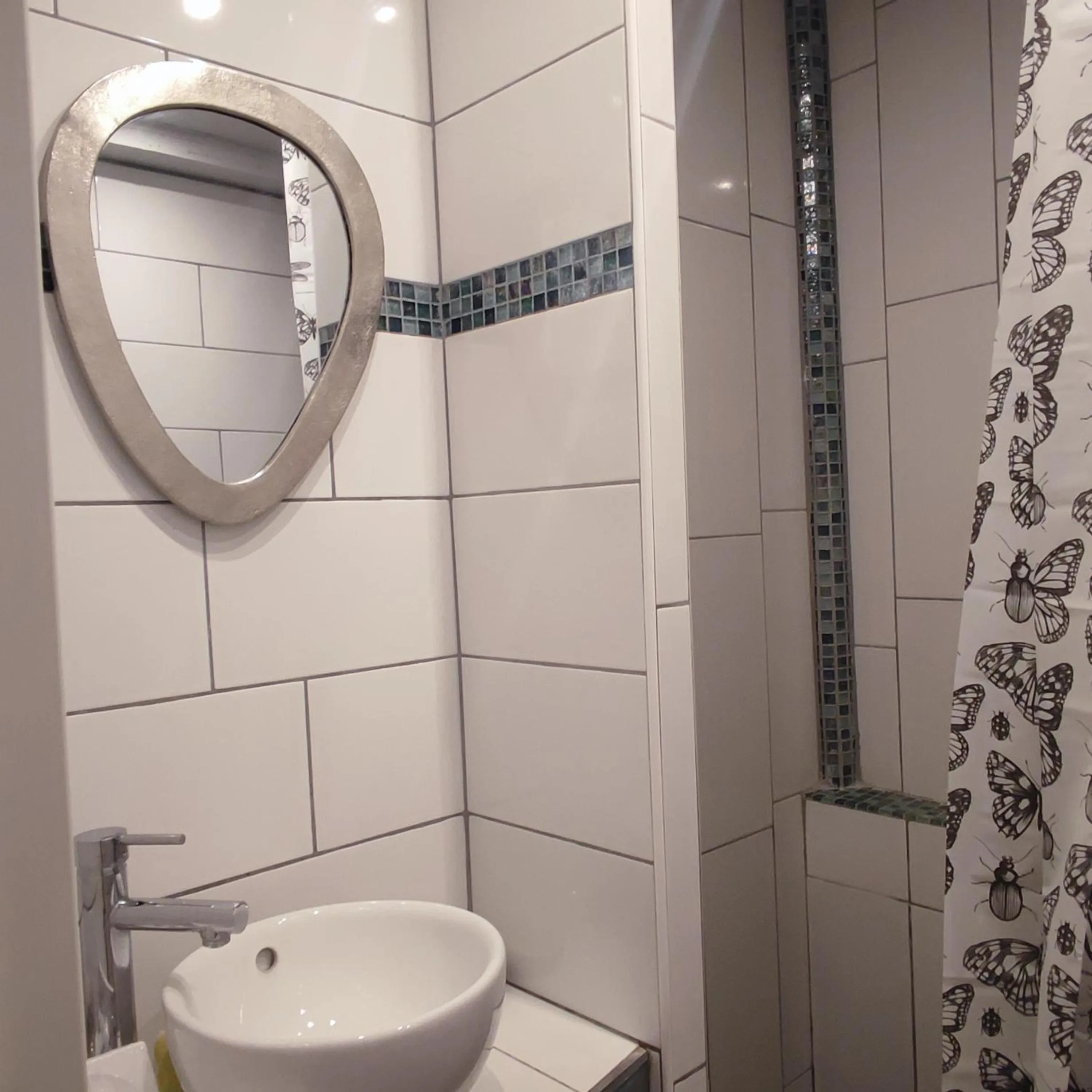 Bathroom in Precheurs Studios