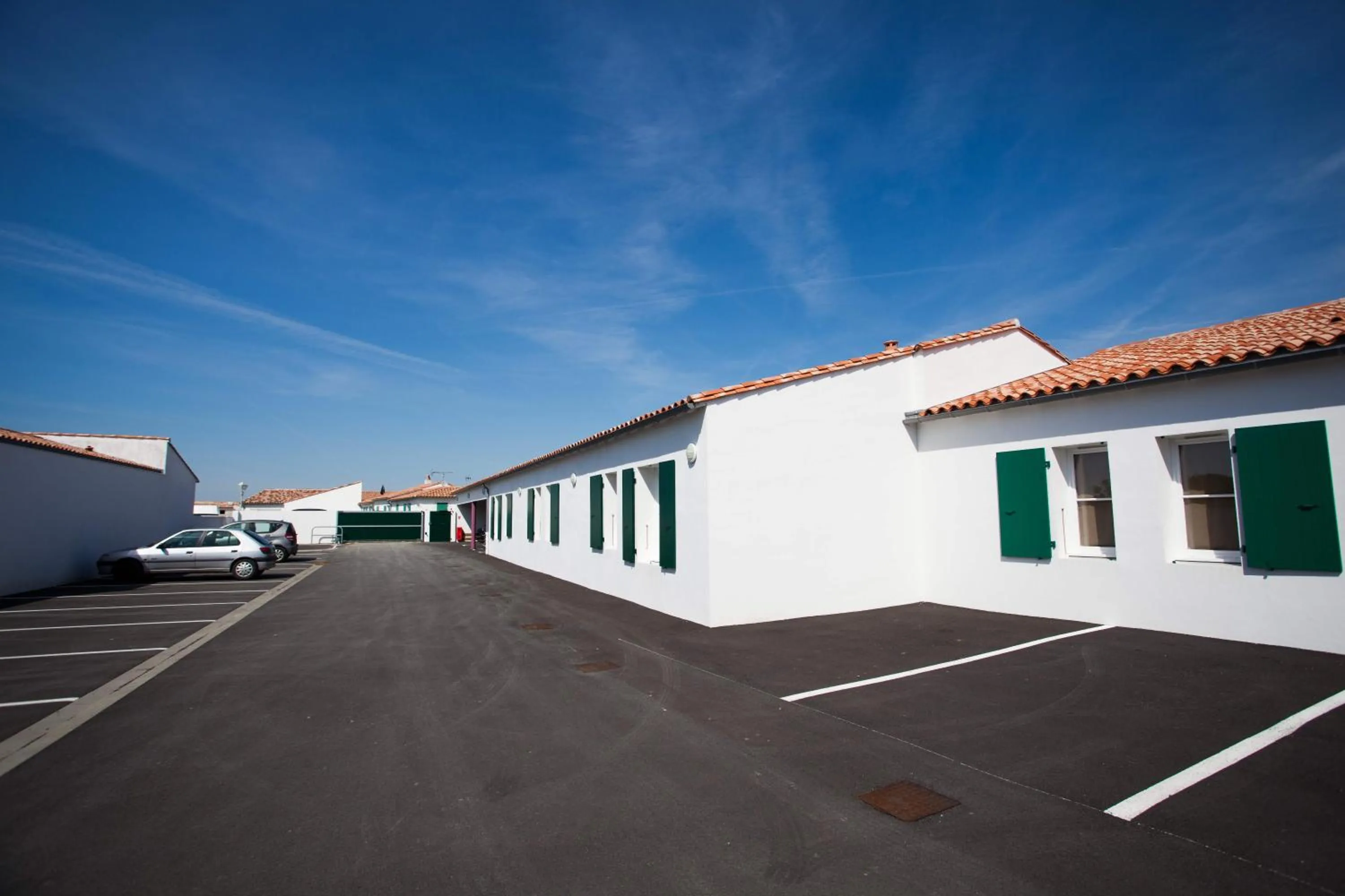 Facade/entrance in Hôtel de Ré, "The Originals Résidence"
