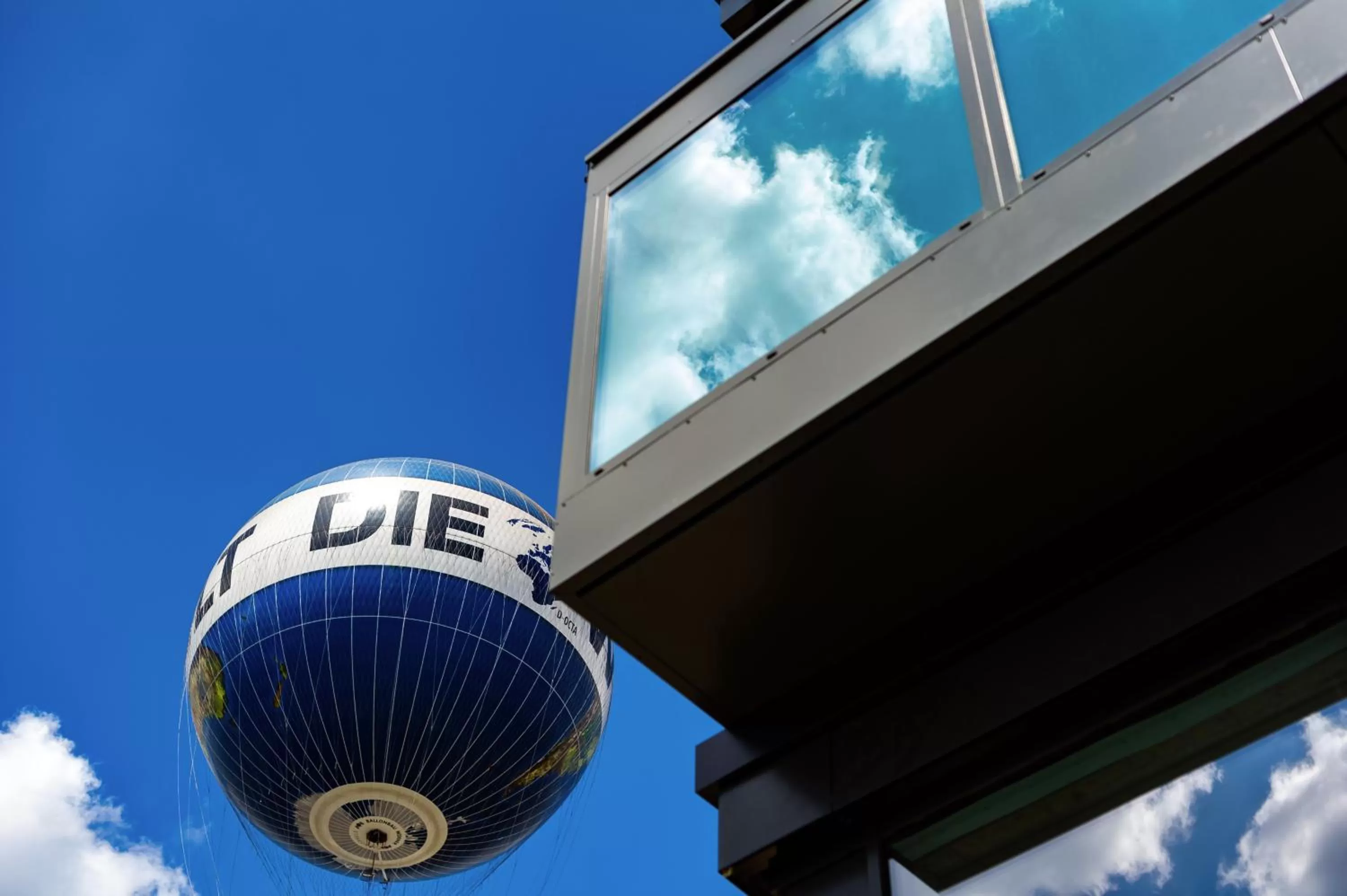 Day in Wilde Aparthotels Berlin, Checkpoint Charlie