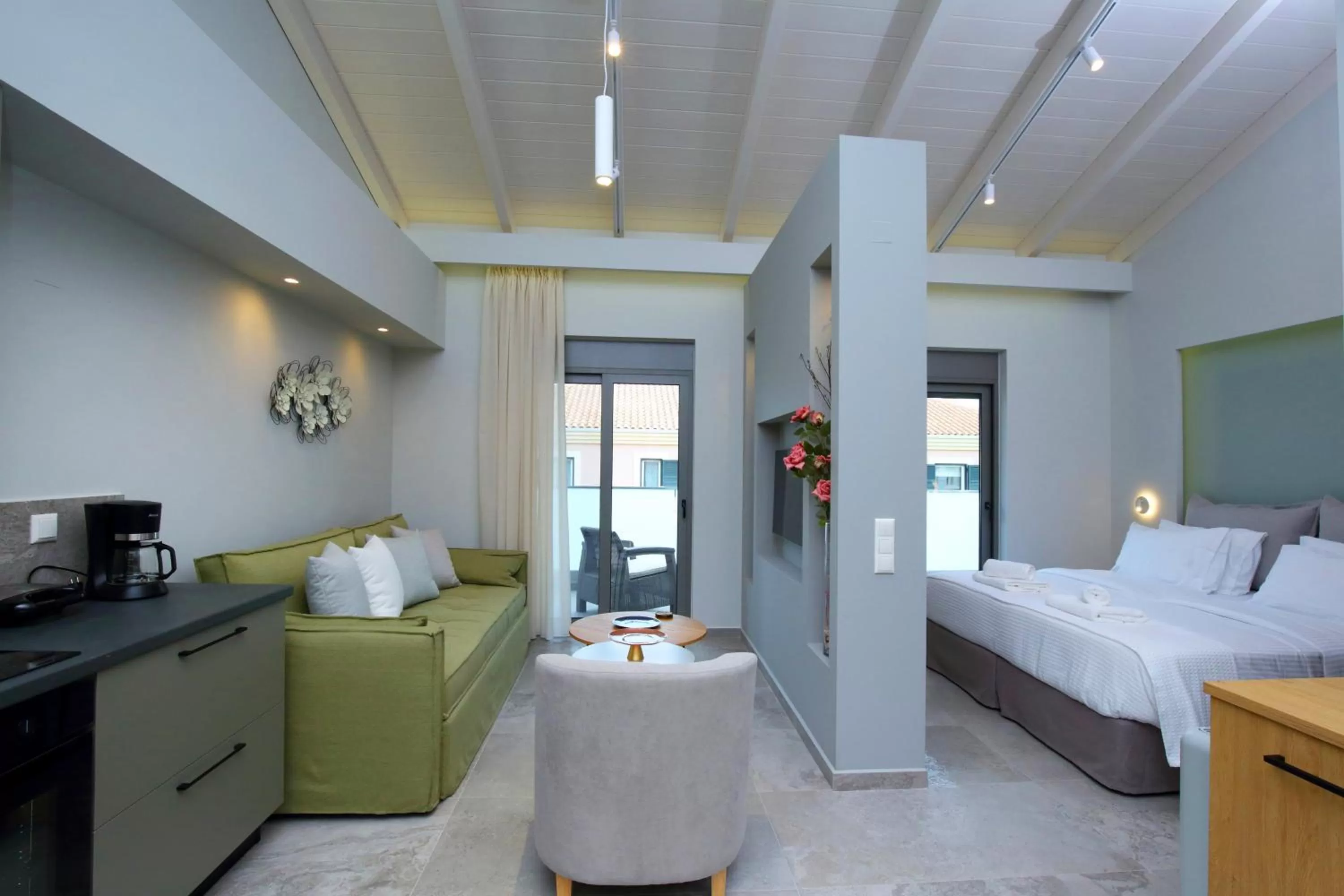 Photo of the whole room, Bed in Carabella Residence