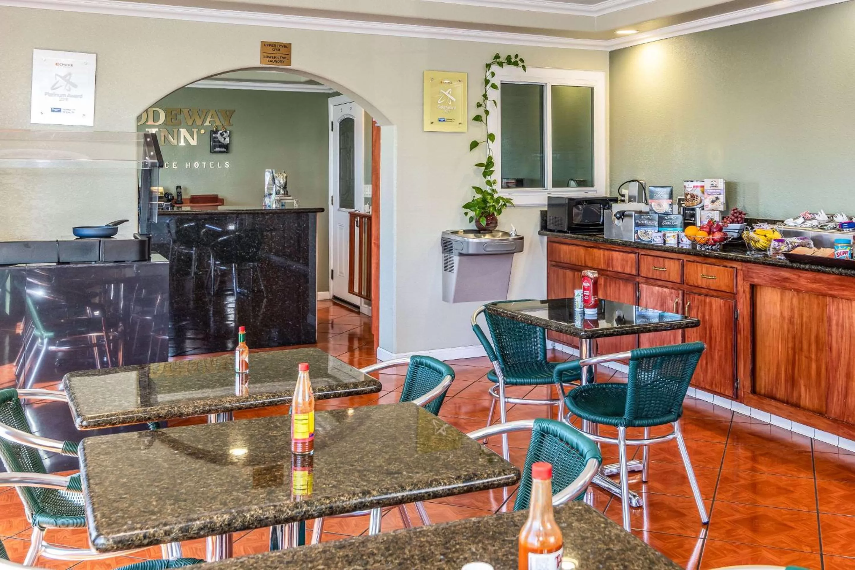 Restaurant/places to eat in Rodeway Inn Barstow Route 66