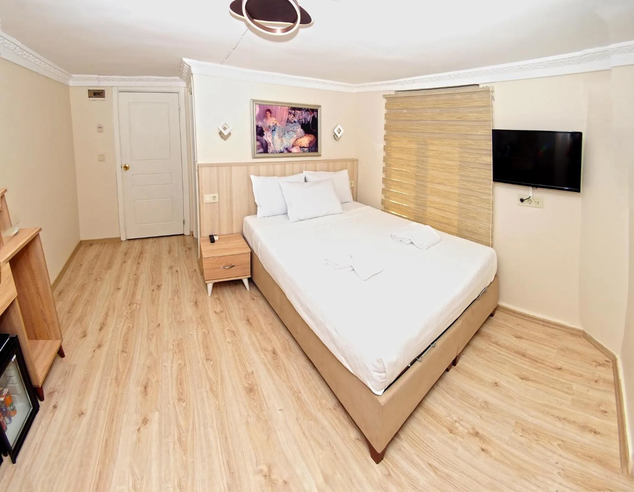 Bed in Le Safran Palace Hotel