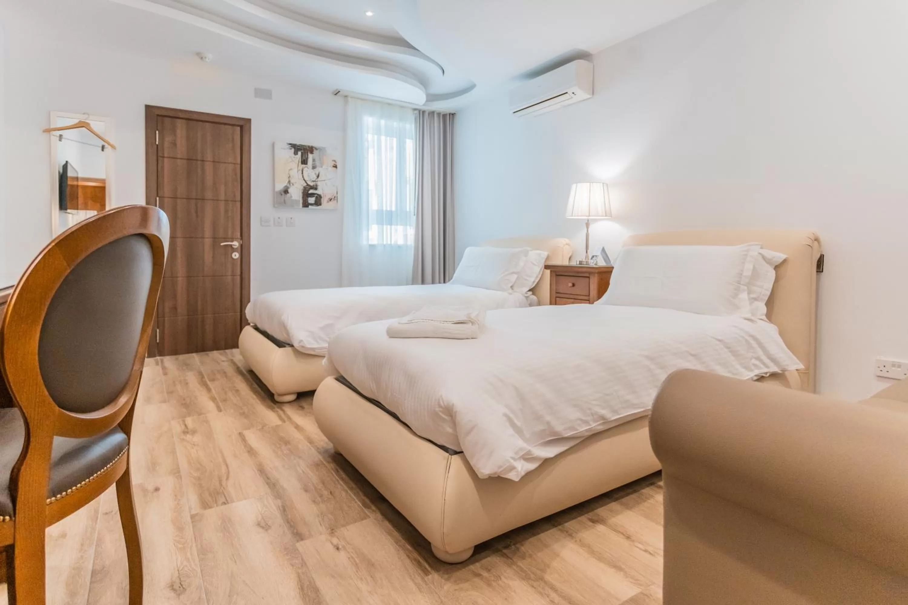 Bedroom, Bed in Palazzo Violetta