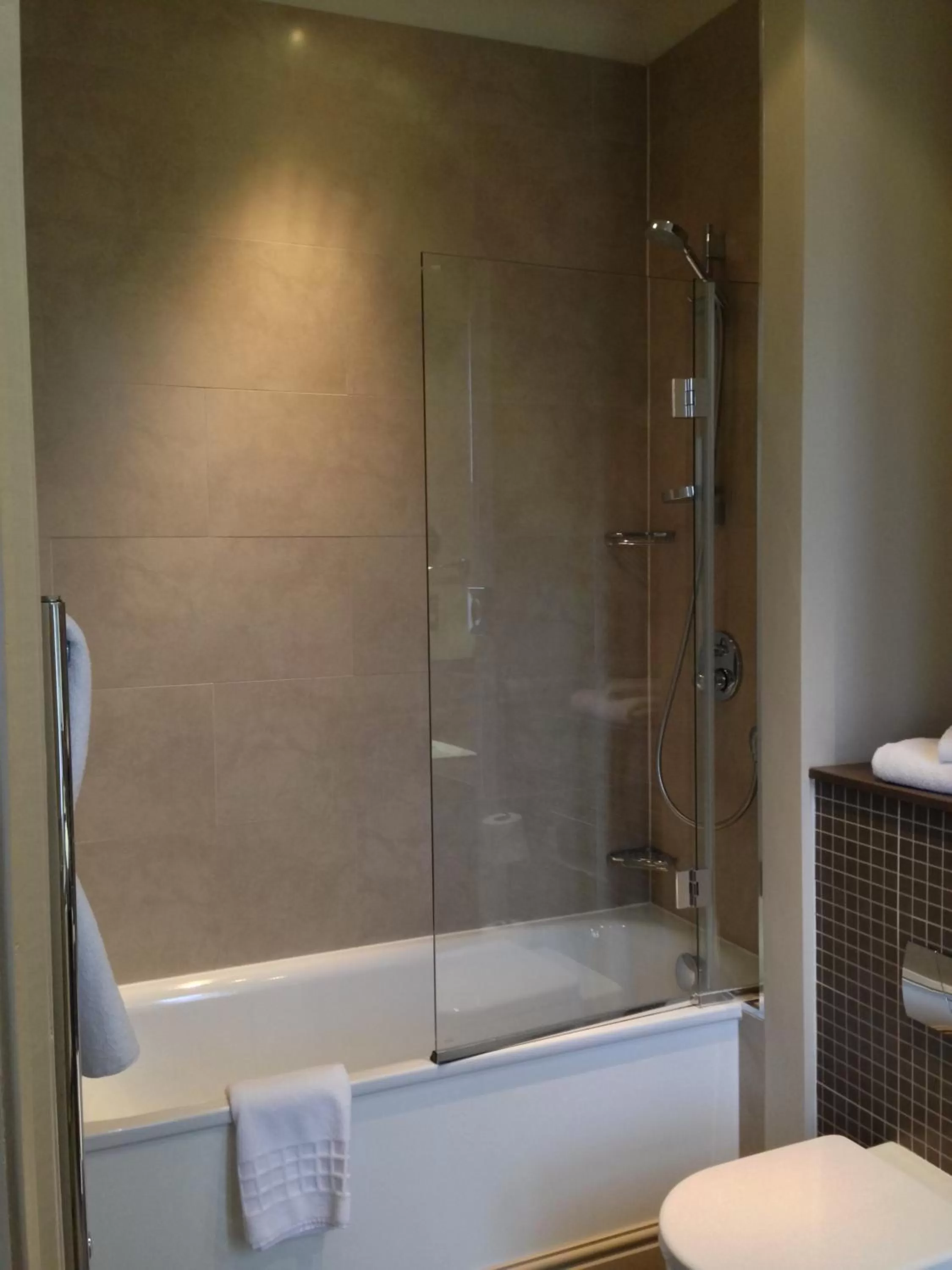 Bathroom in Coulsdon Manor Hotel and Golf Club