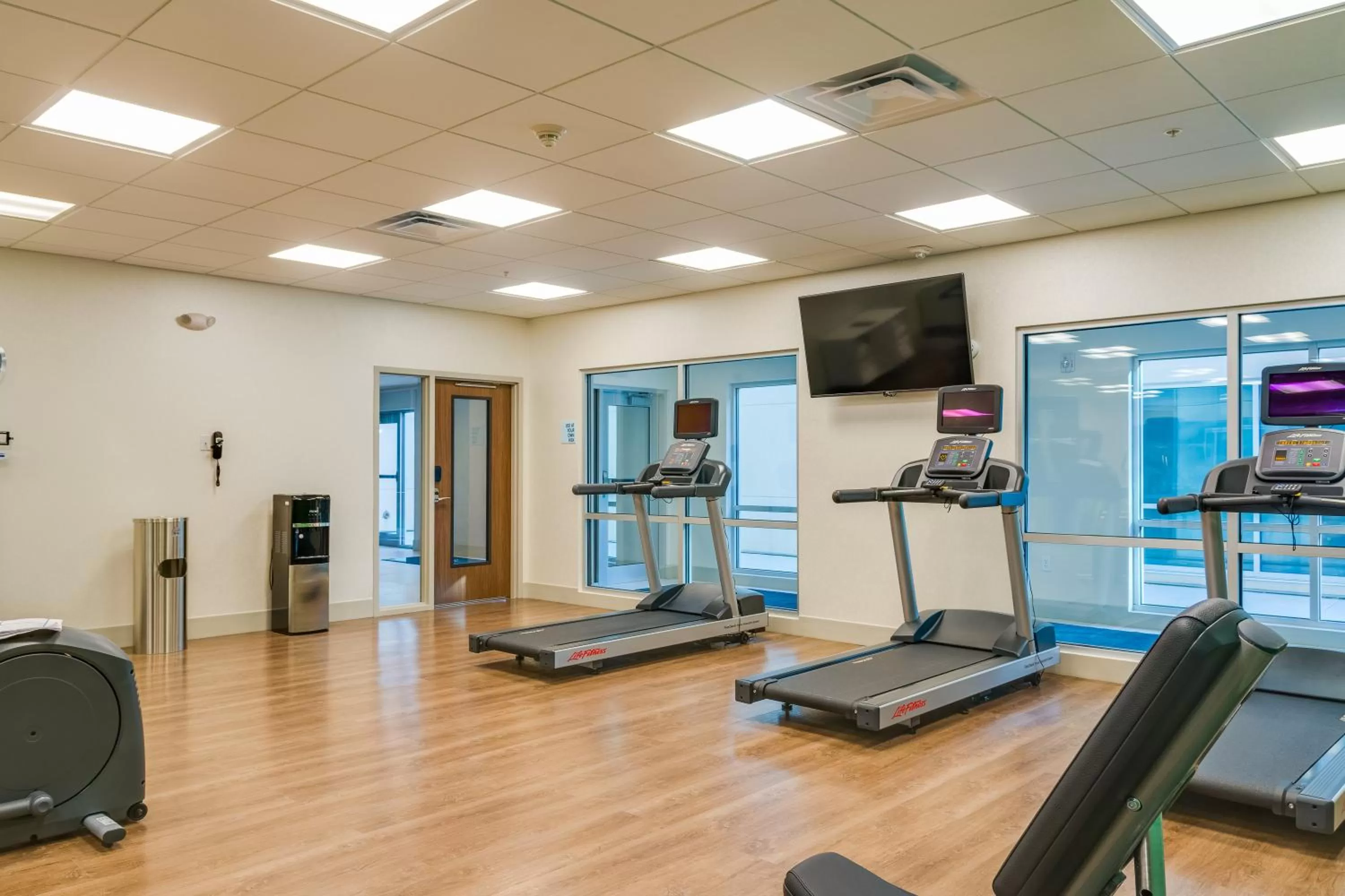 Fitness centre/facilities in Holiday Inn Express & Suites Russellville by IHG