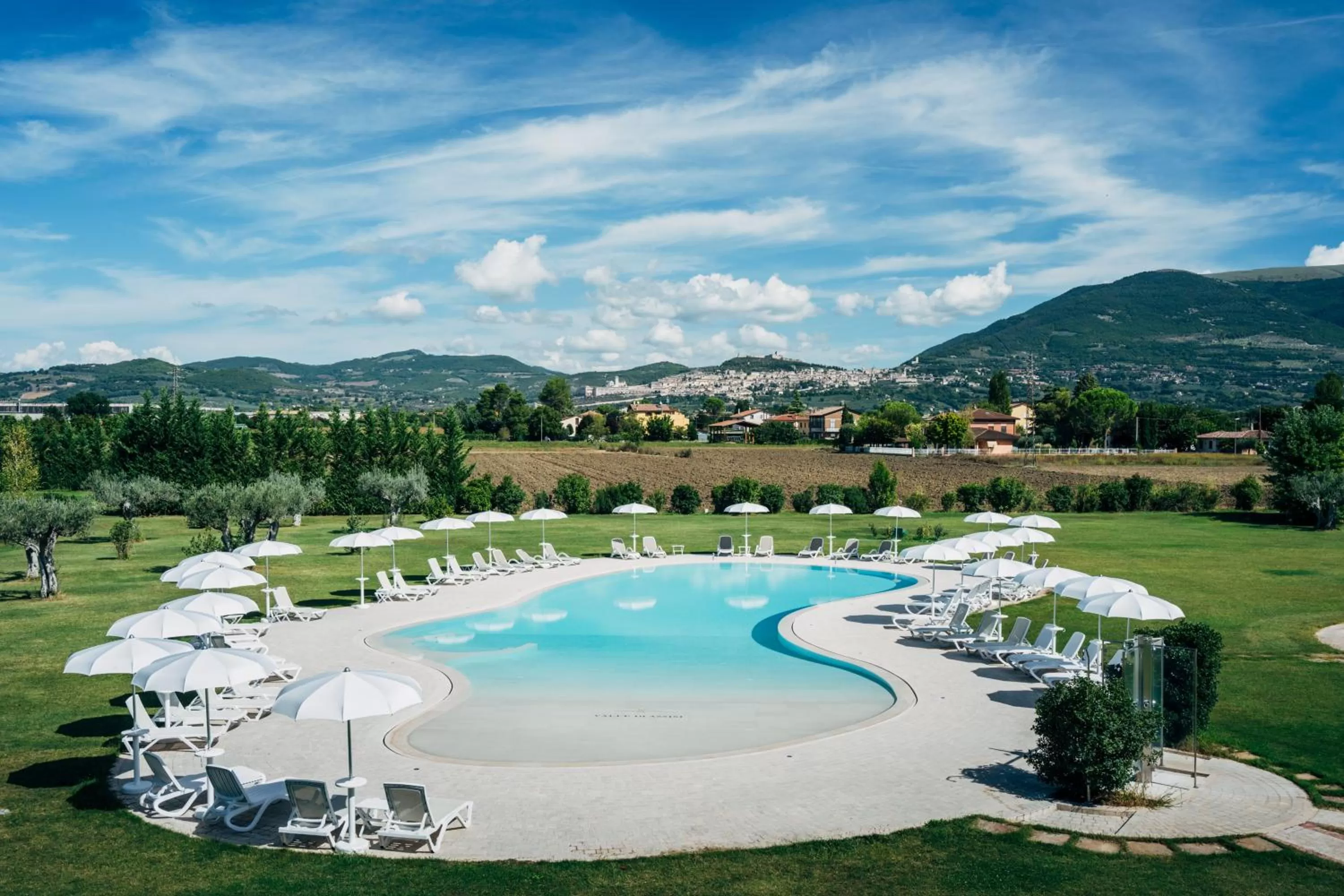 Pool view in Valle di Assisi Hotel & Spa