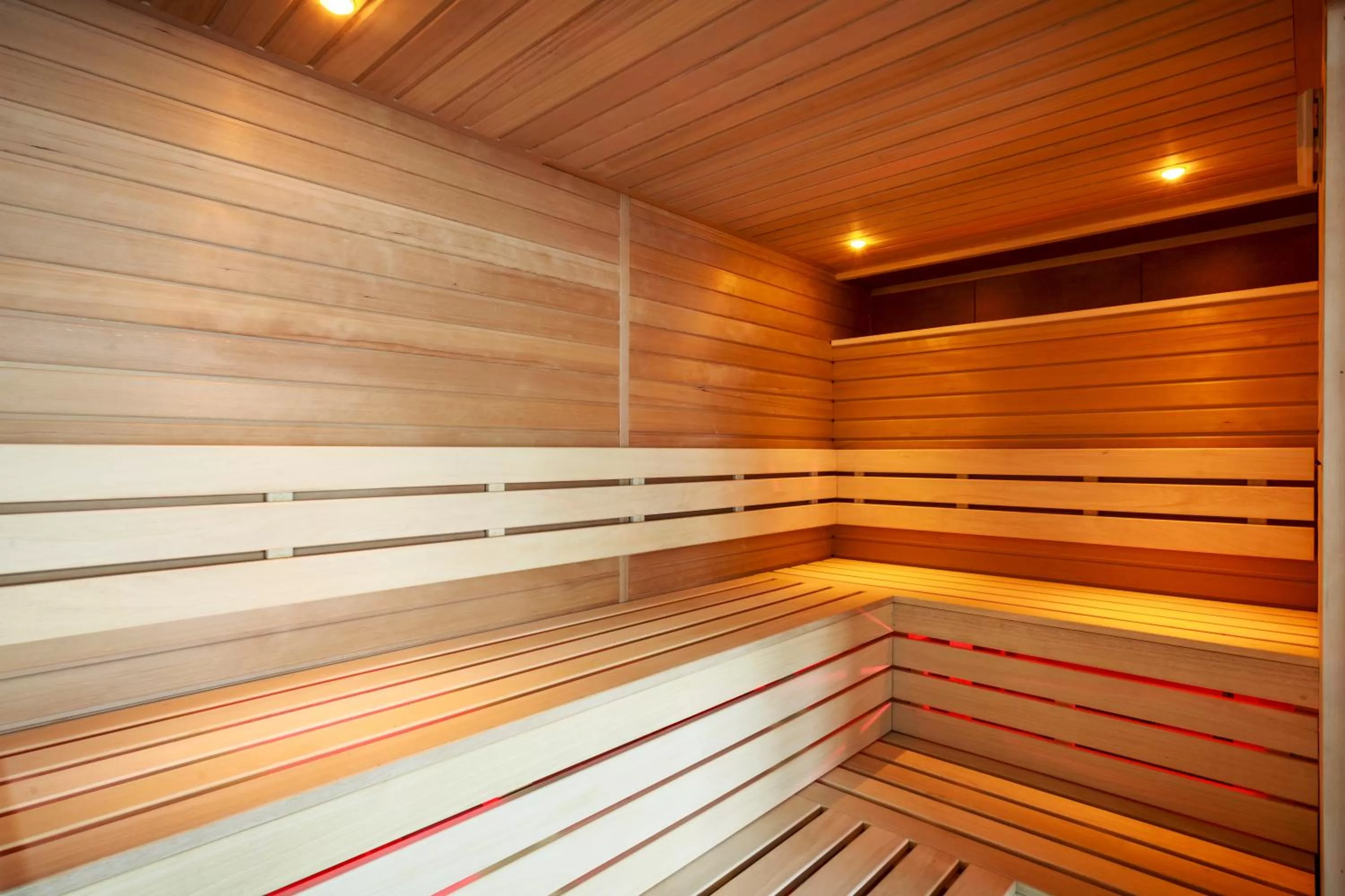 Sauna in Novotel Cambridge North